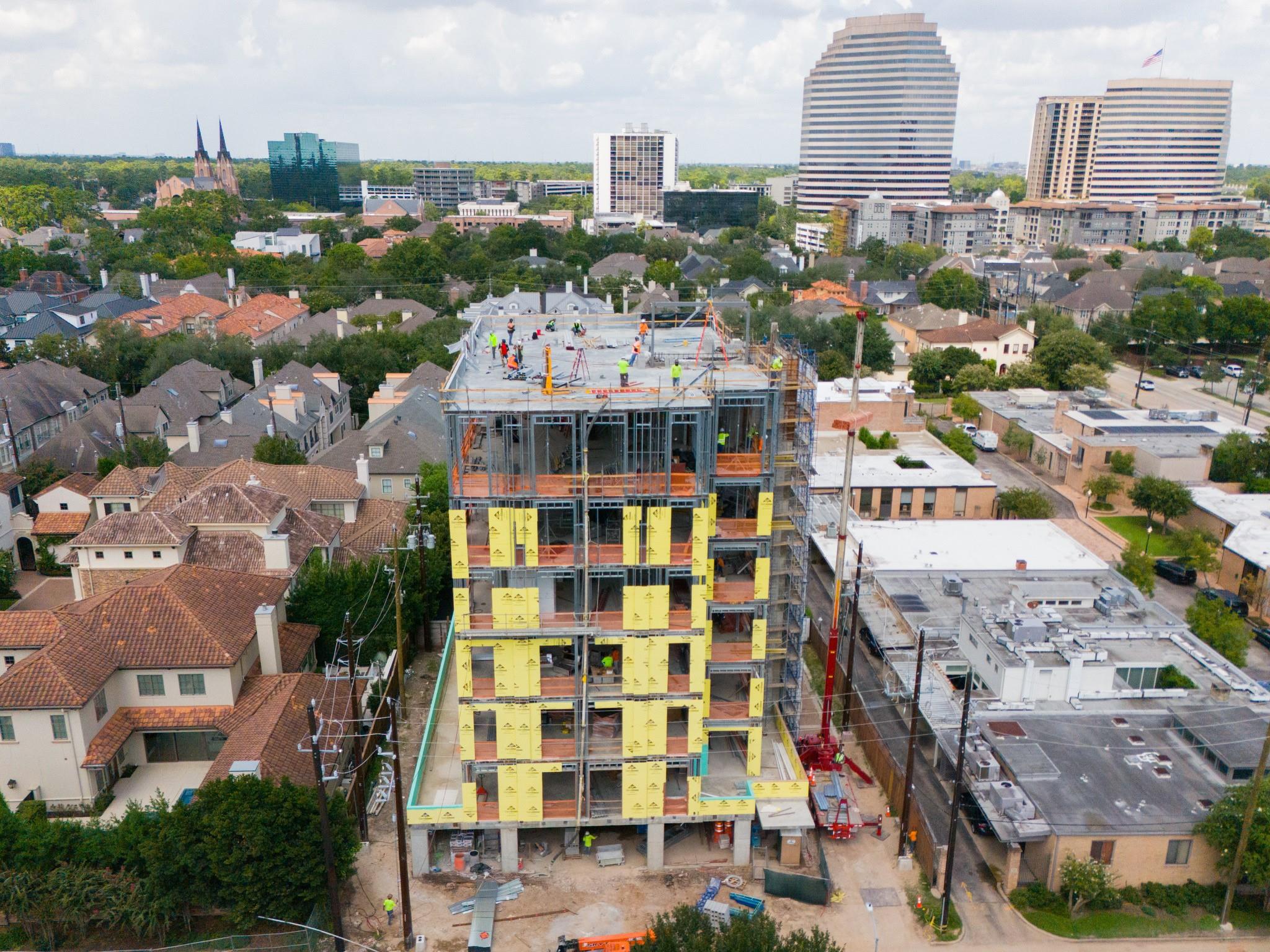 5010 Longmont Drive # 6 Unit: PH-6