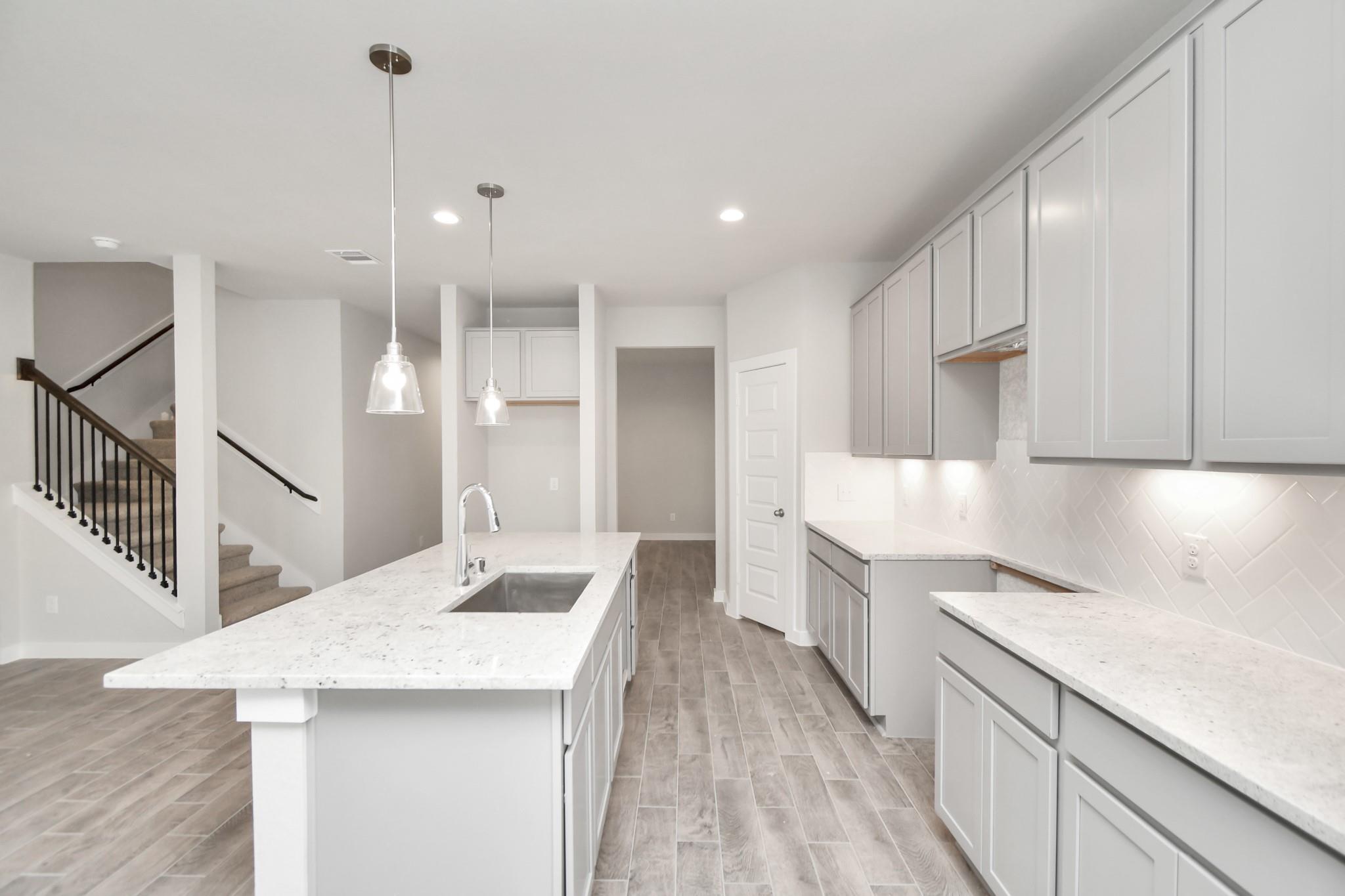 355 Ice Shore Trail