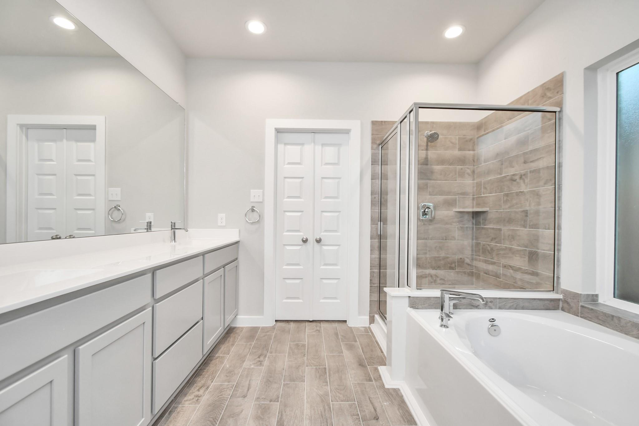 355 Ice Shore Trail