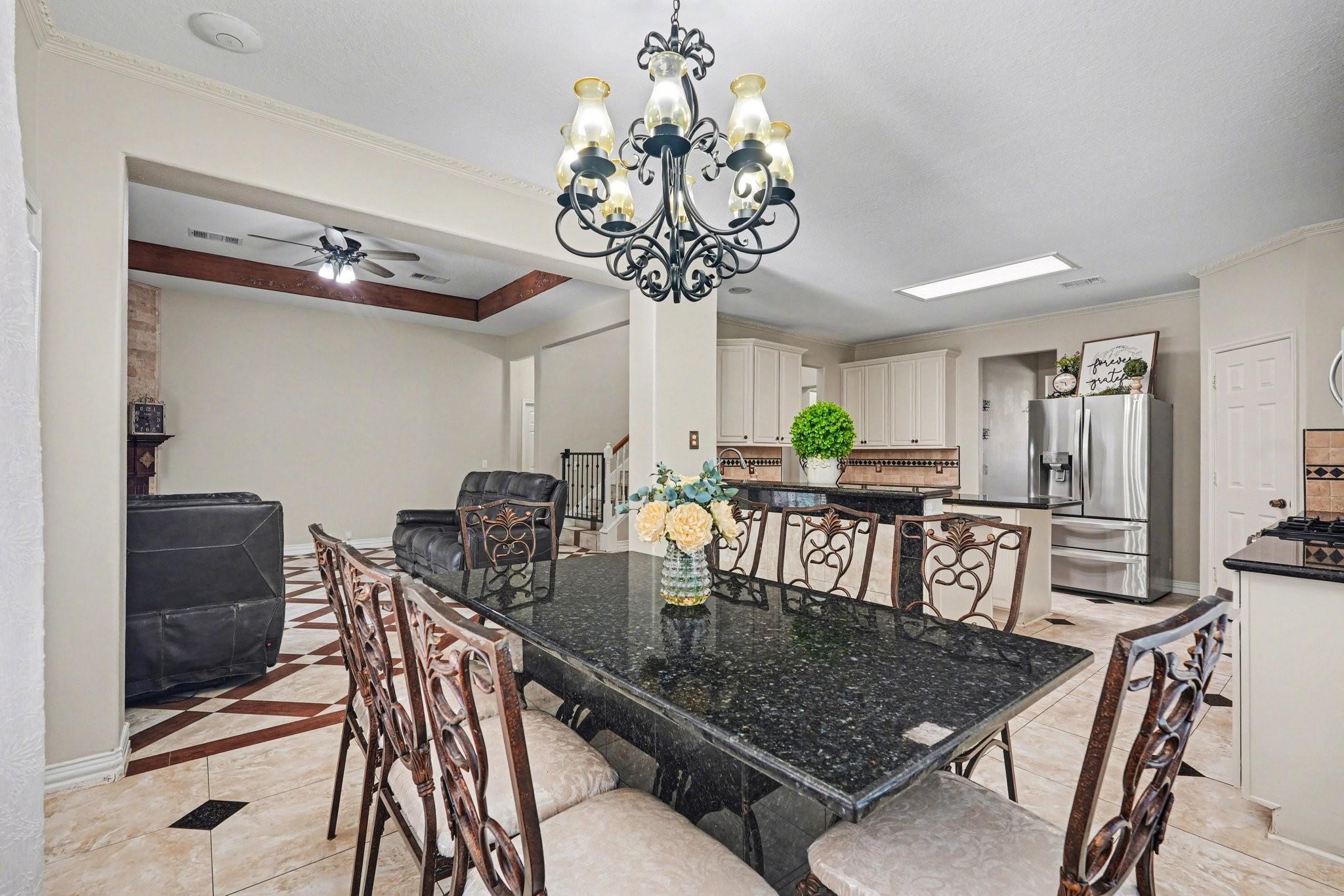 3014 Providence Oak Street