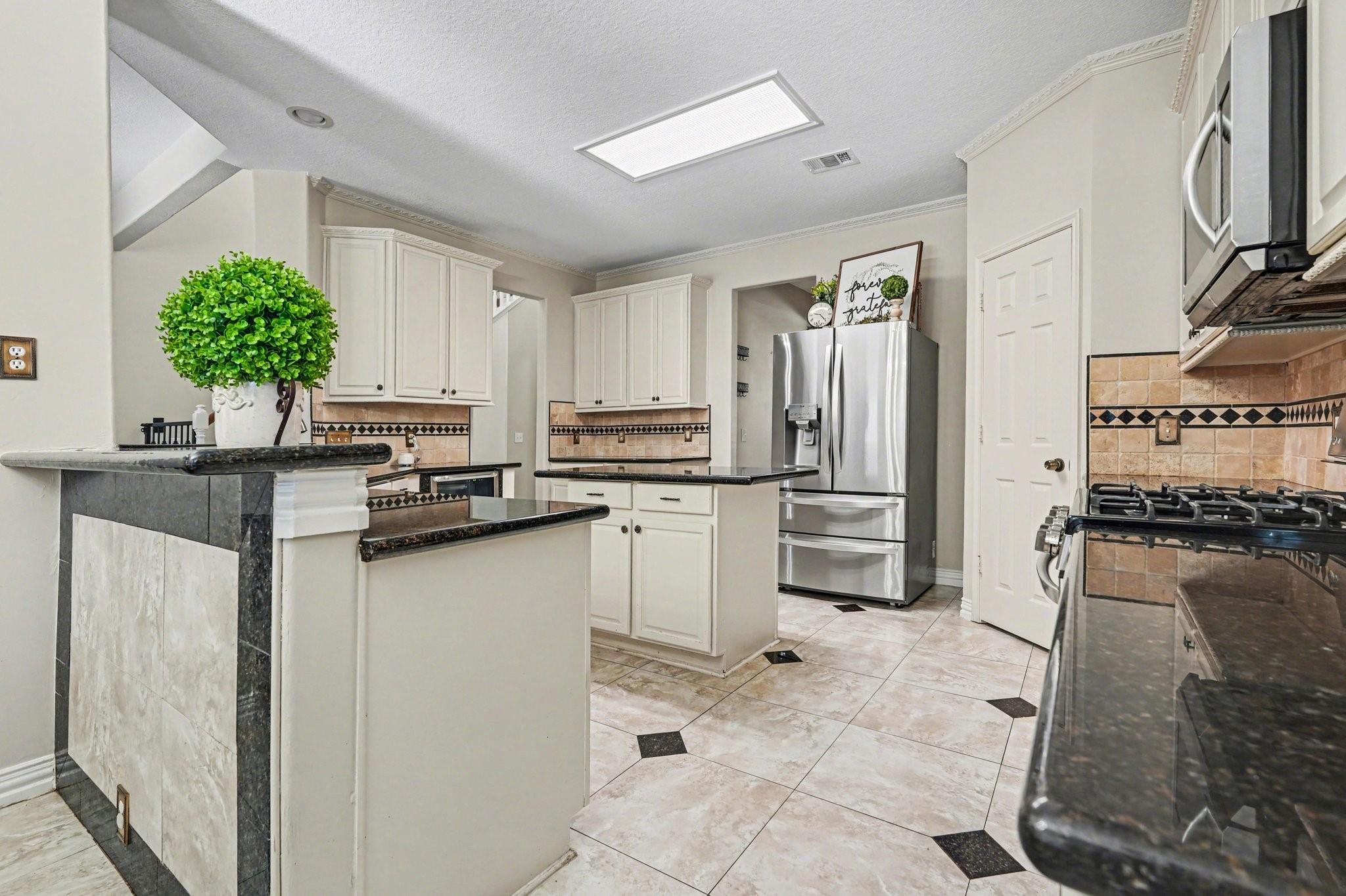 3014 Providence Oak Street