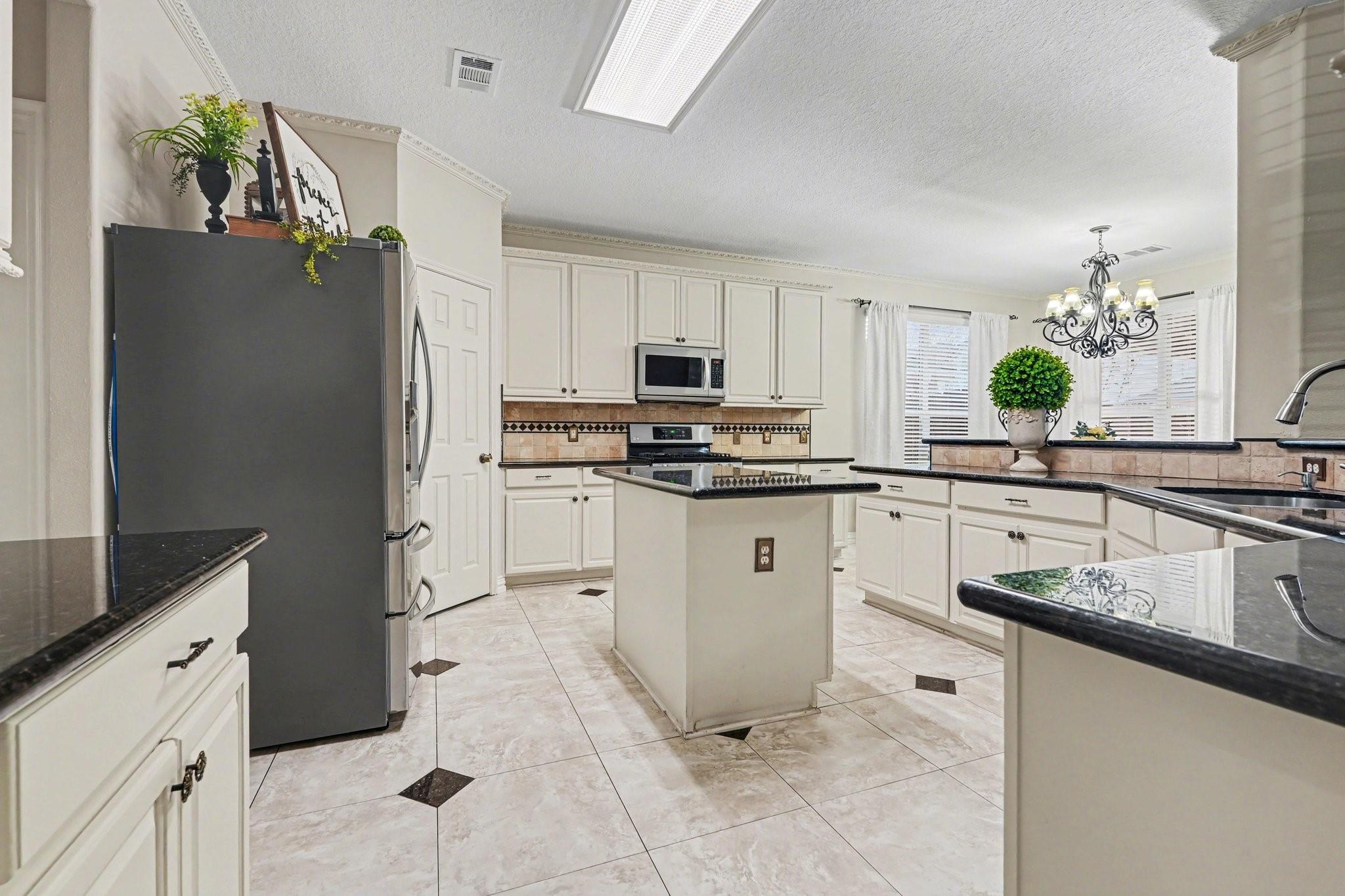 3014 Providence Oak Street