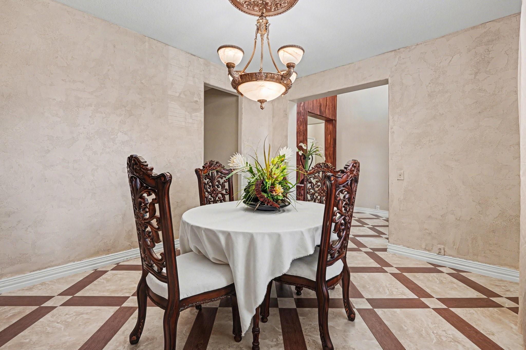 3014 Providence Oak Street