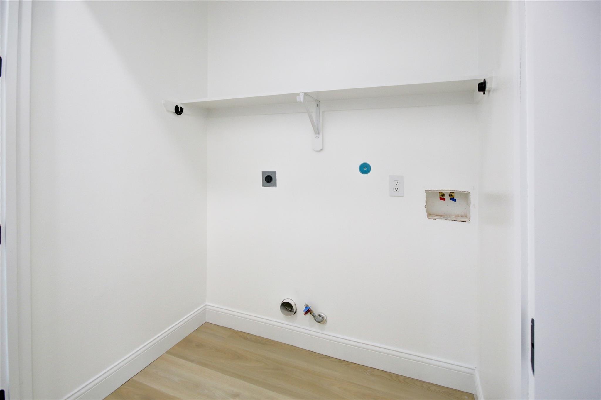 1214 W 24th Street Unit: E