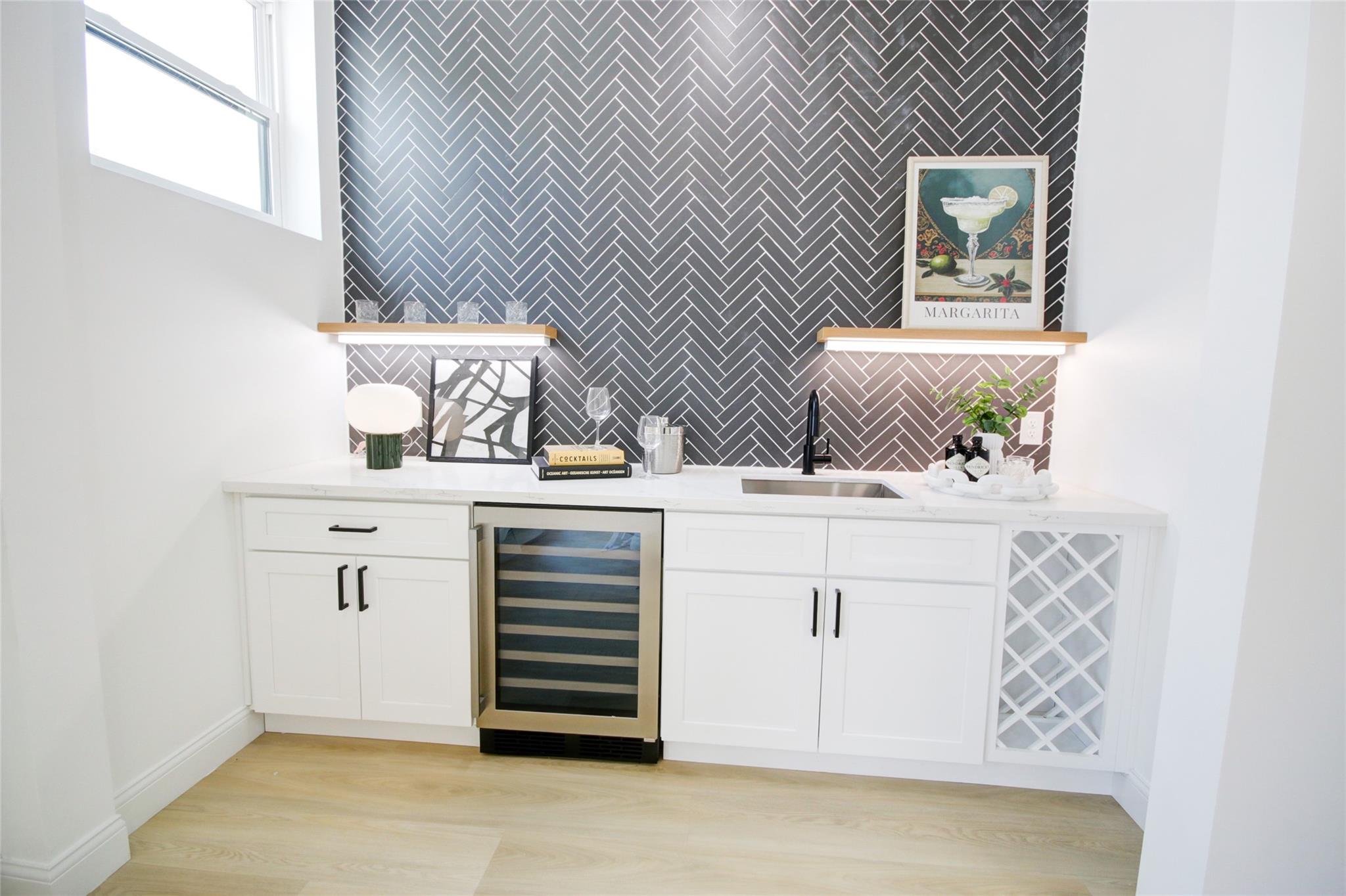 1214 W 24th Street Unit: E