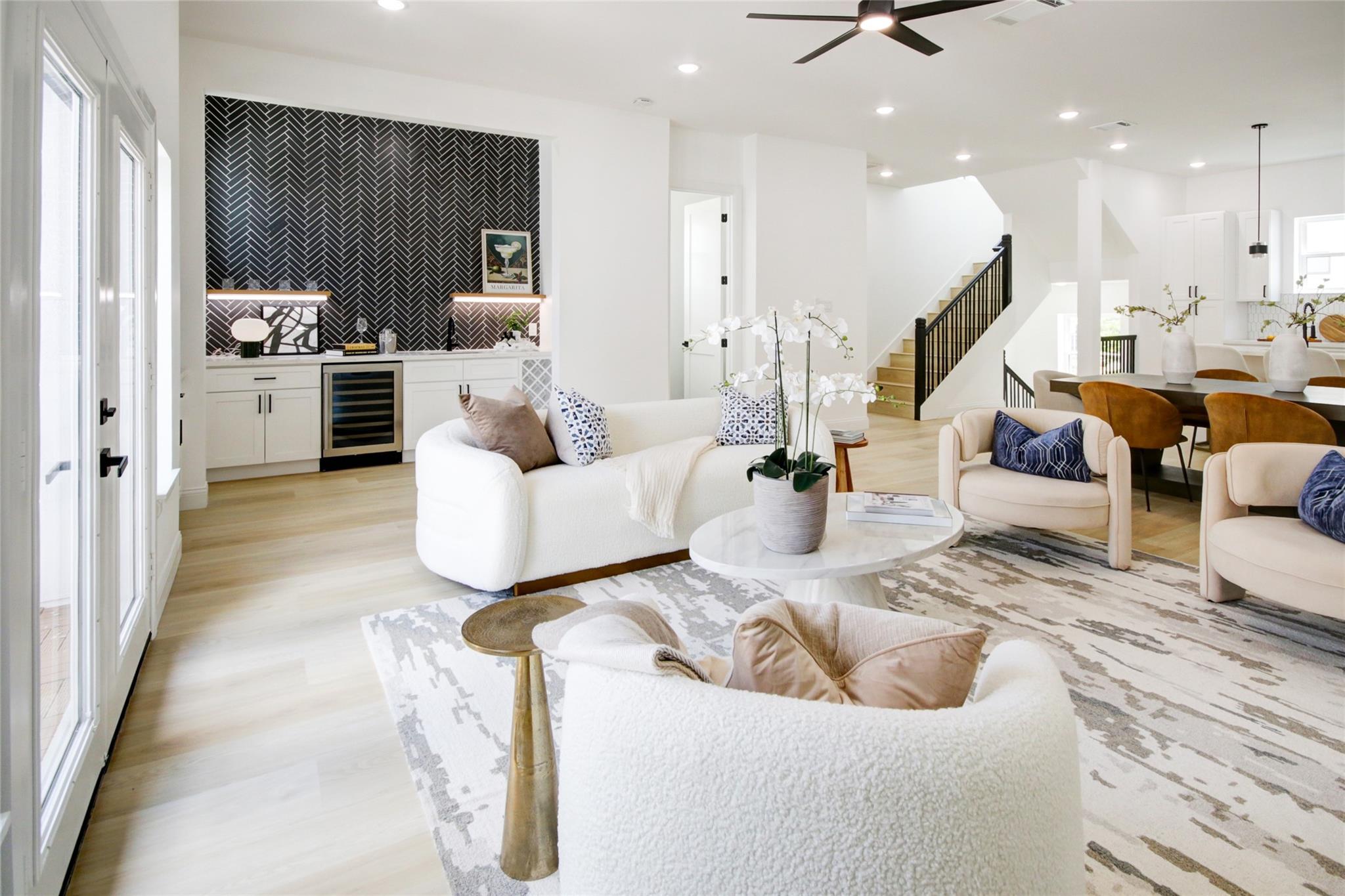 1214 W 24th Street Unit: E