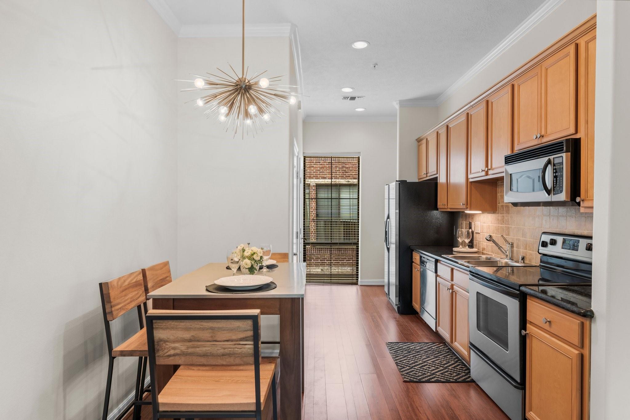 118 Mcgowen Street Unit: E