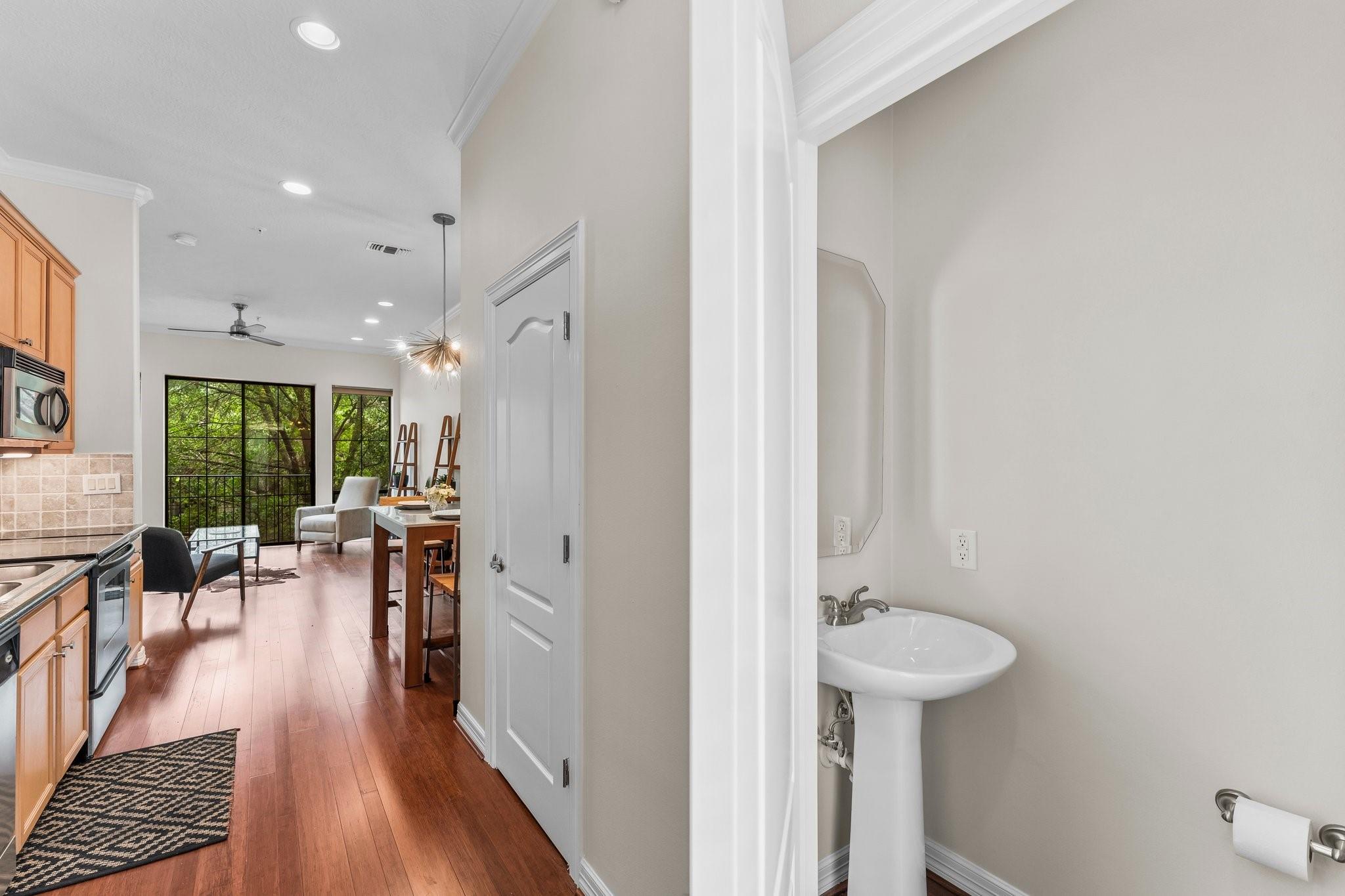 118 Mcgowen Street Unit: E