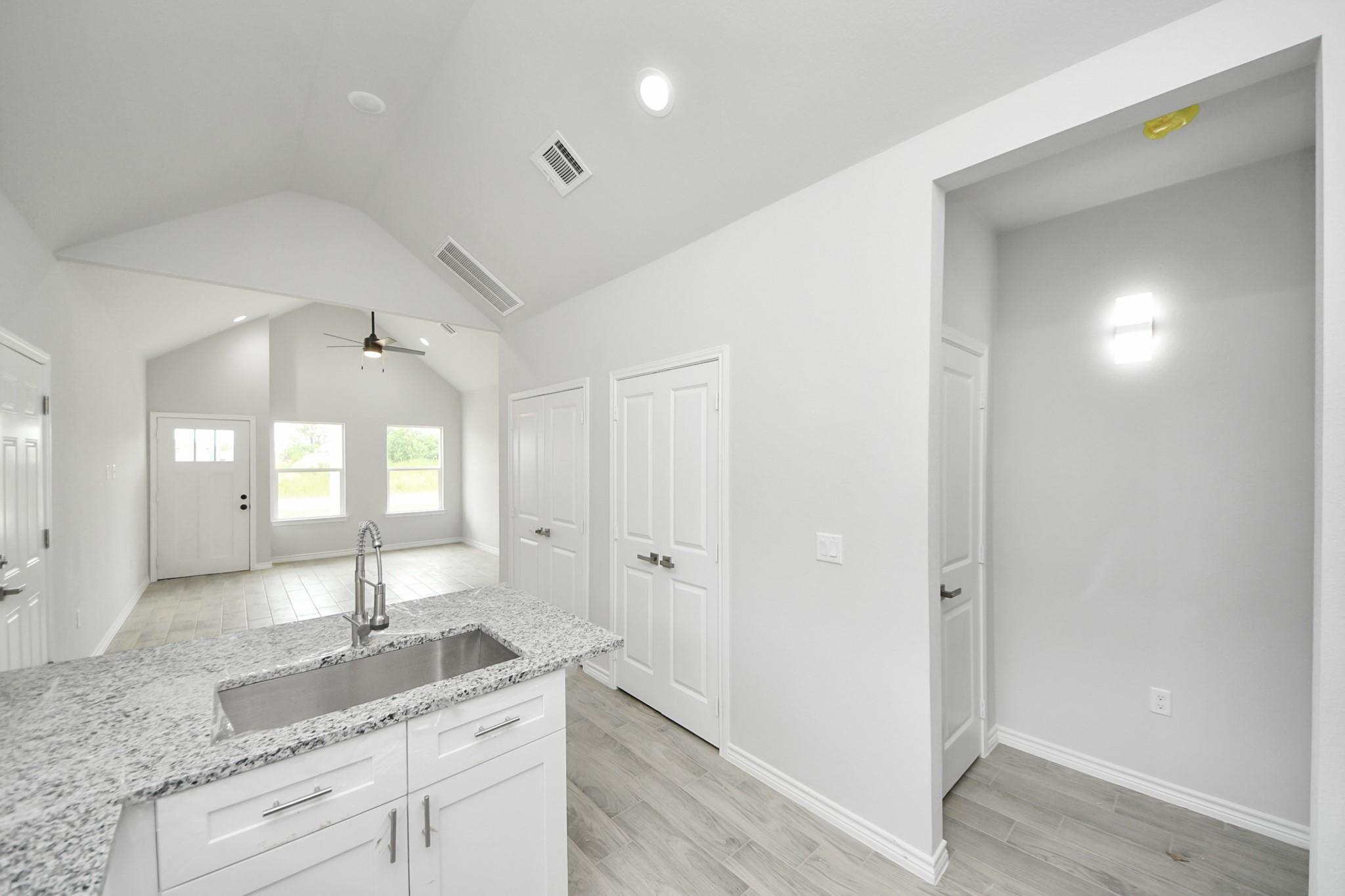 318 Road 5704