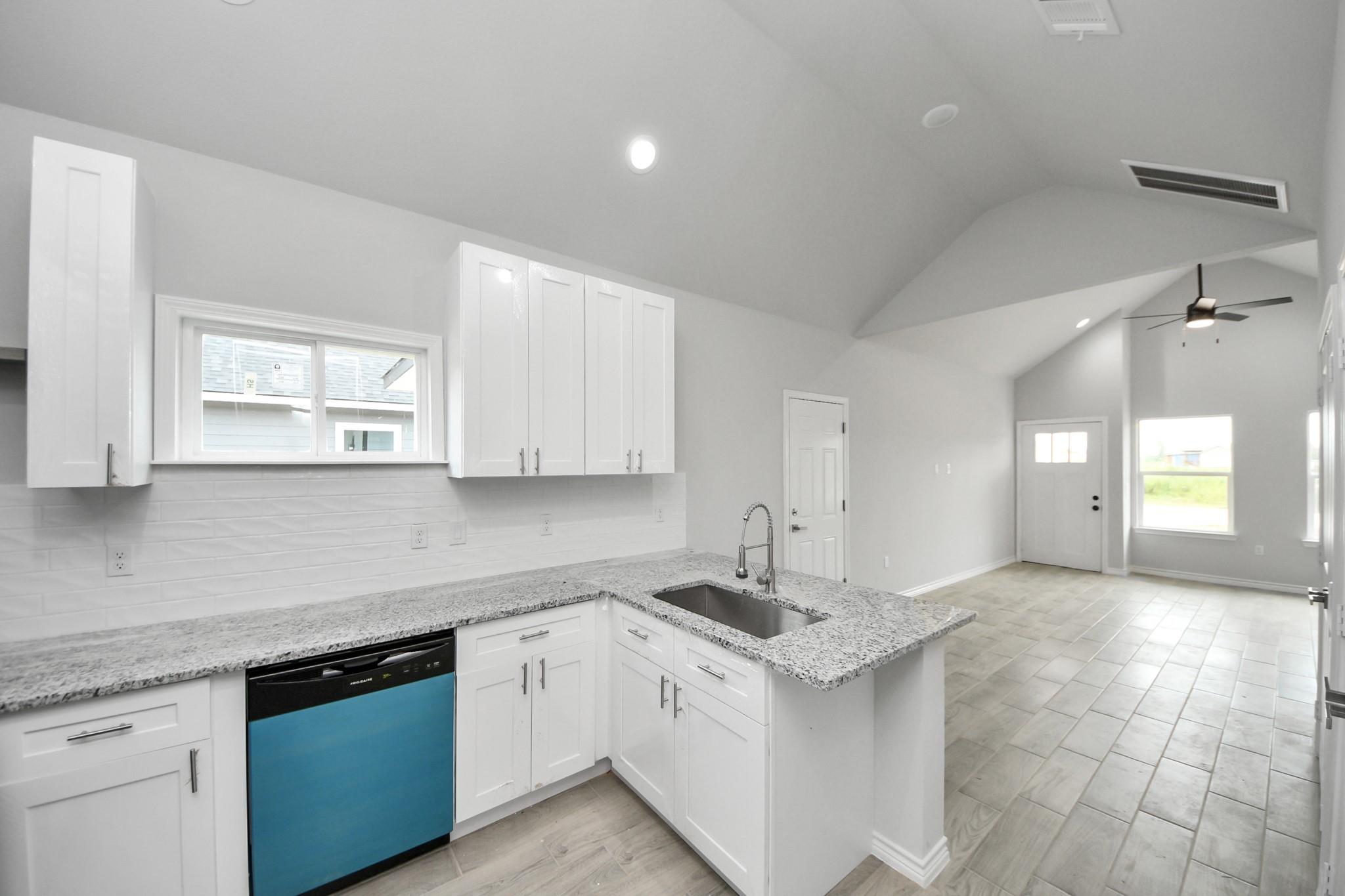 318 Road 5704