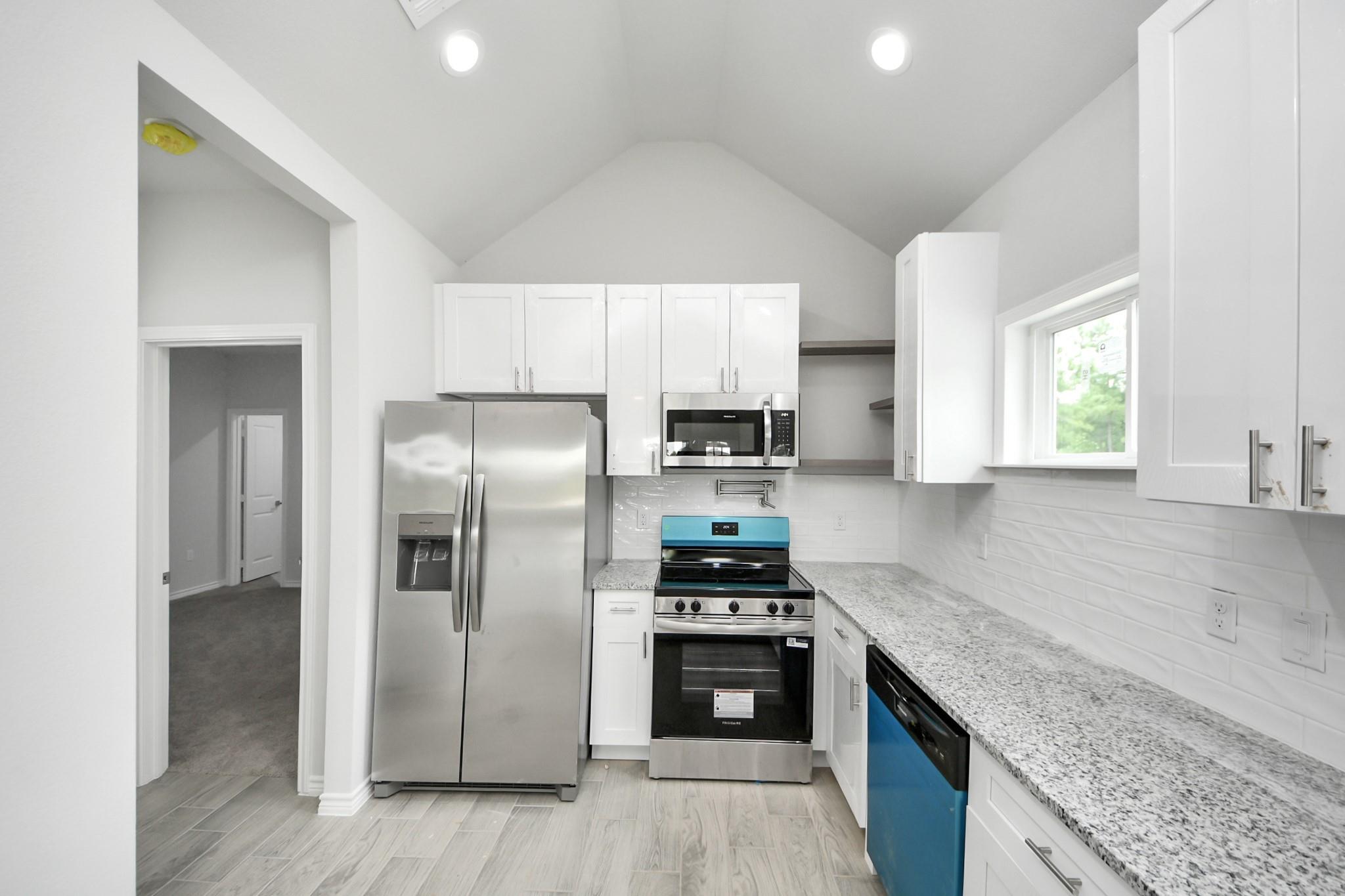 318 Road 5704