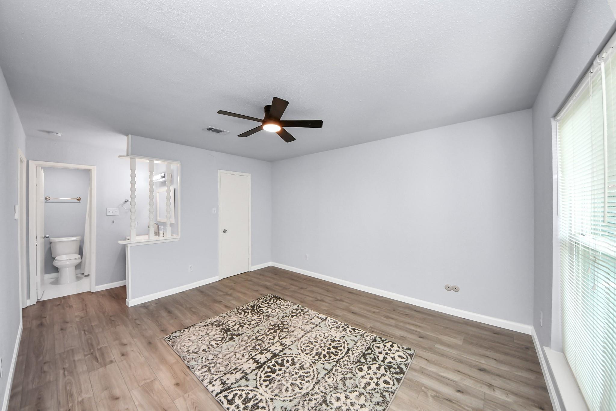 9009 Richmond Avenue # 107