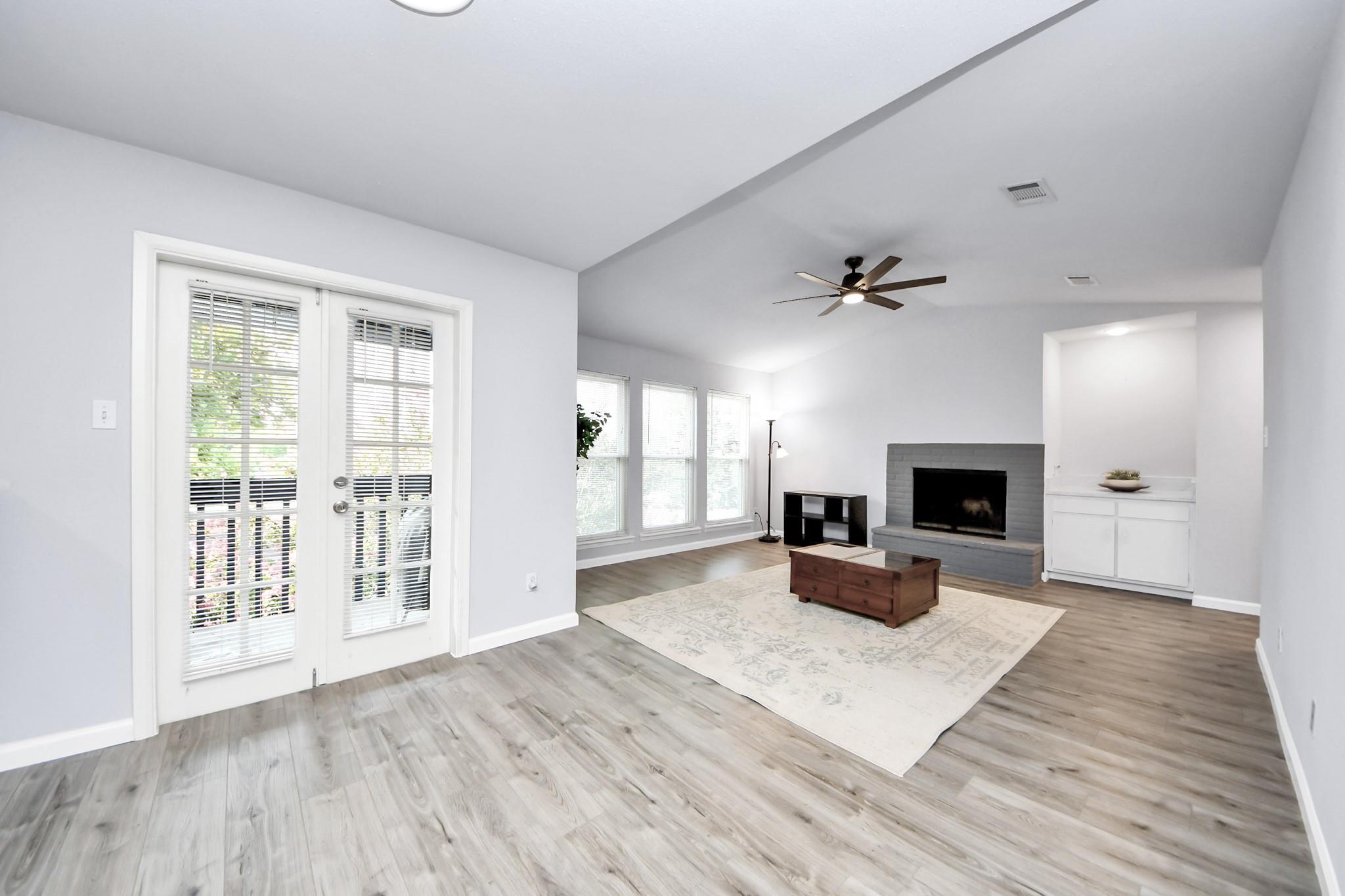 9009 Richmond Avenue # 107