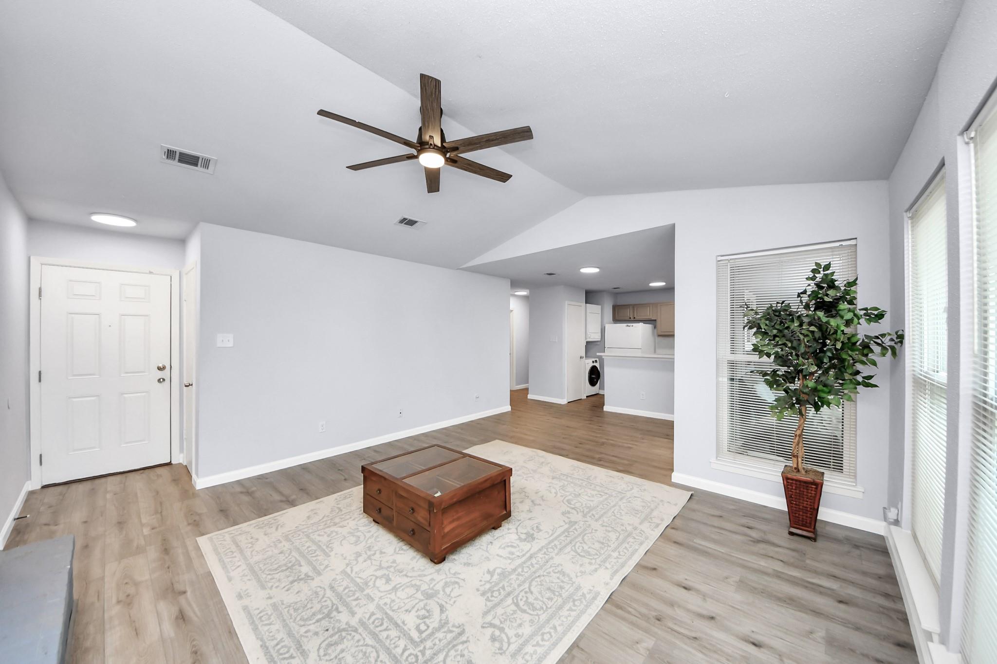 9009 Richmond Avenue # 107