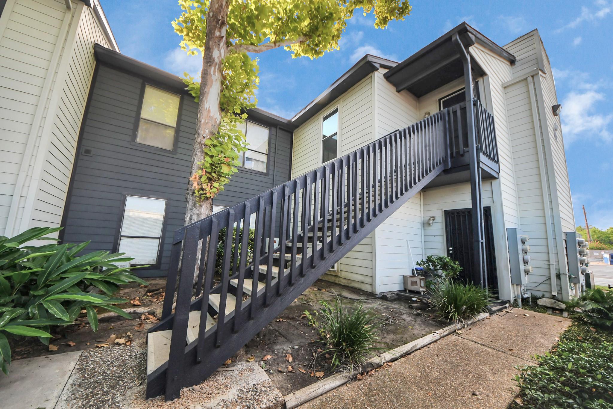 9009 Richmond Avenue # 107