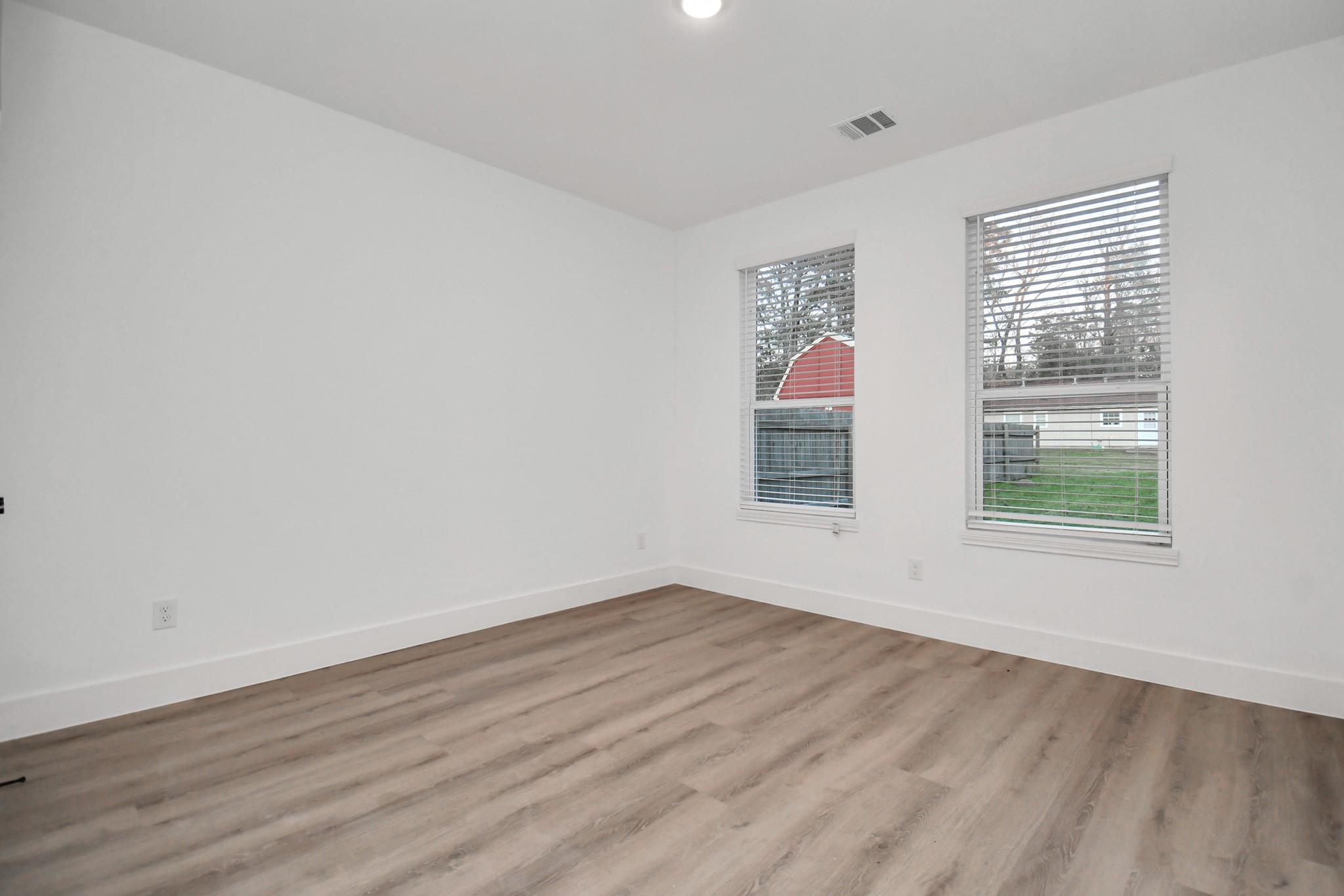 15376 Coaltown Rd, Willis