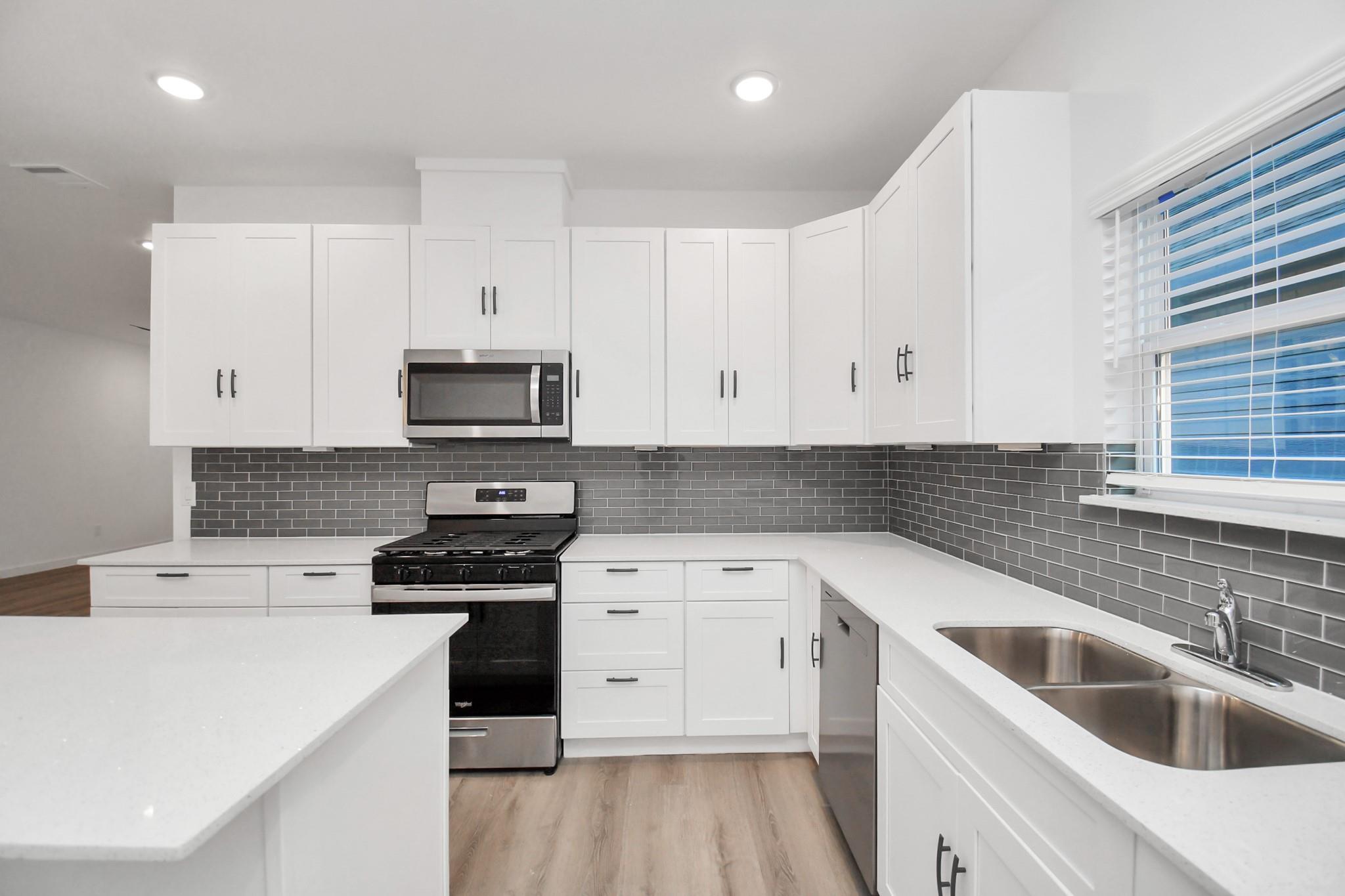 15376 Coaltown Rd, Willis