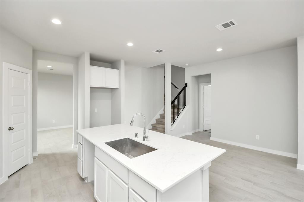 5634 Sandhill Oak Trail