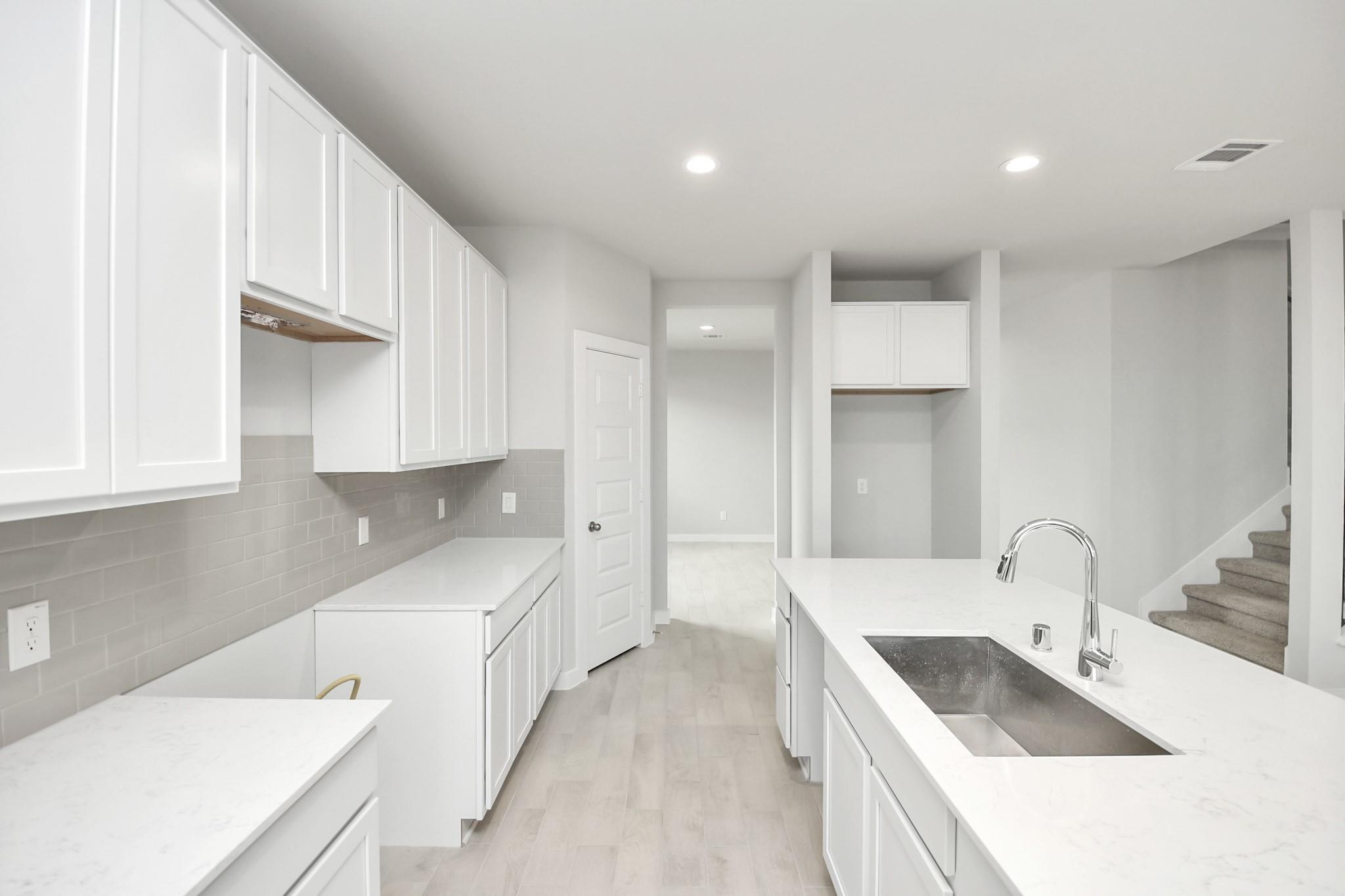 5634 Sandhill Oak Trail