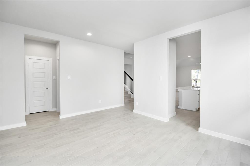 5634 Sandhill Oak Trail