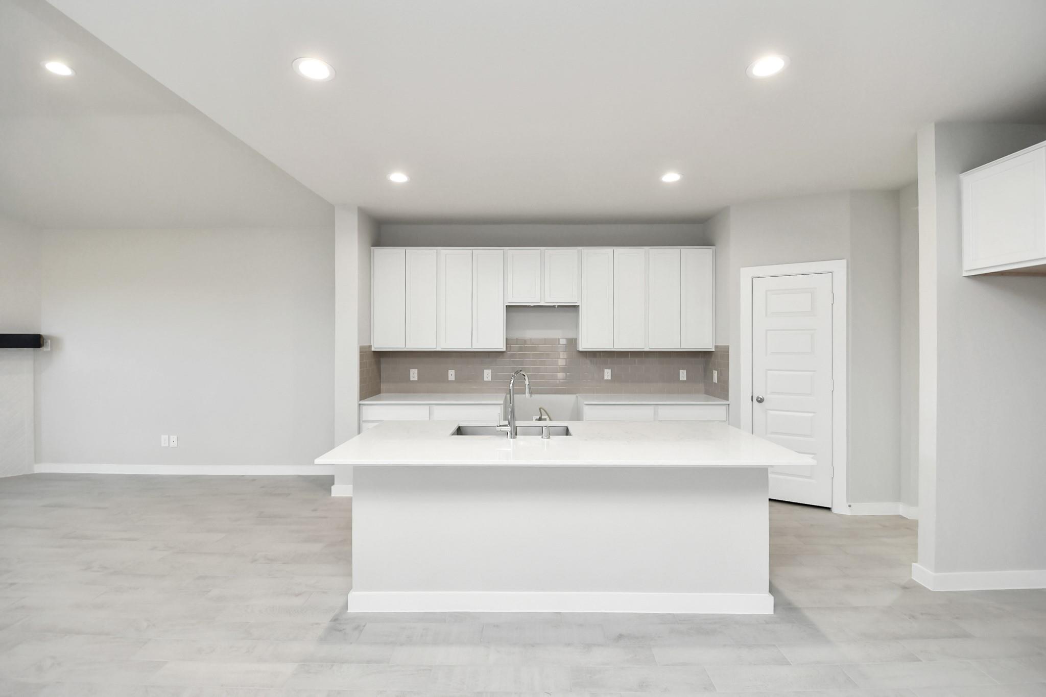 5634 Sandhill Oak Trail