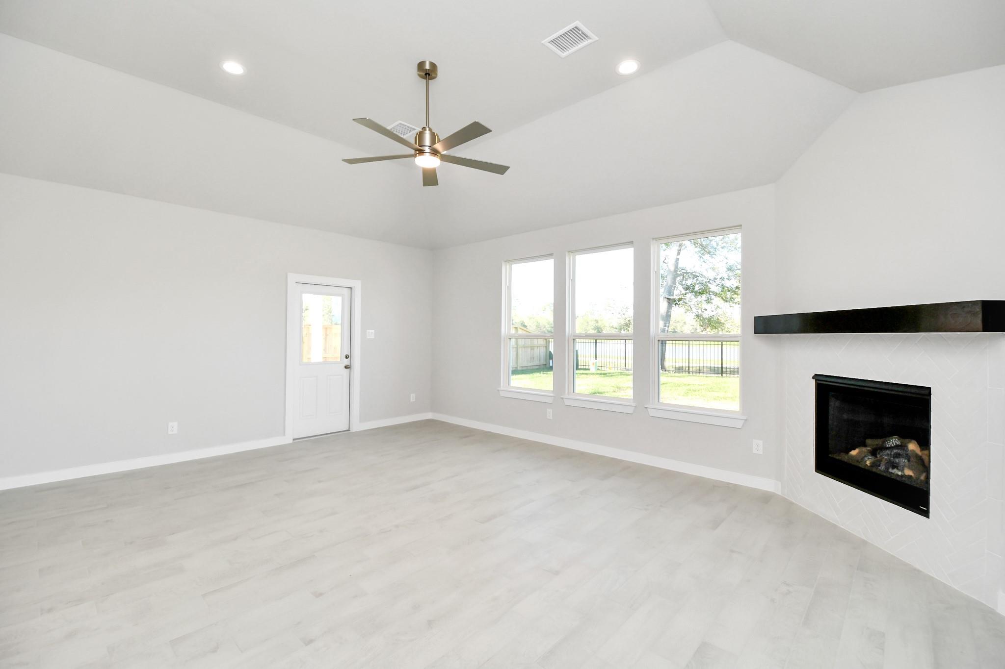 5634 Sandhill Oak Trail