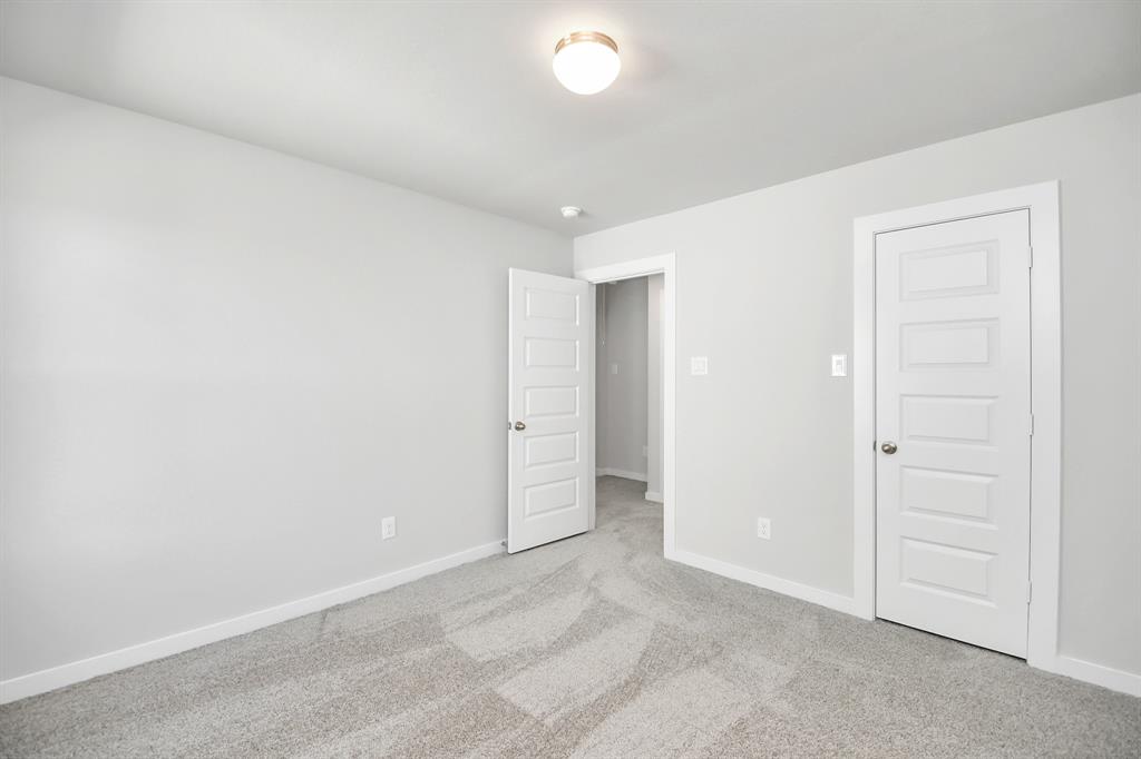 5634 Sandhill Oak Trail