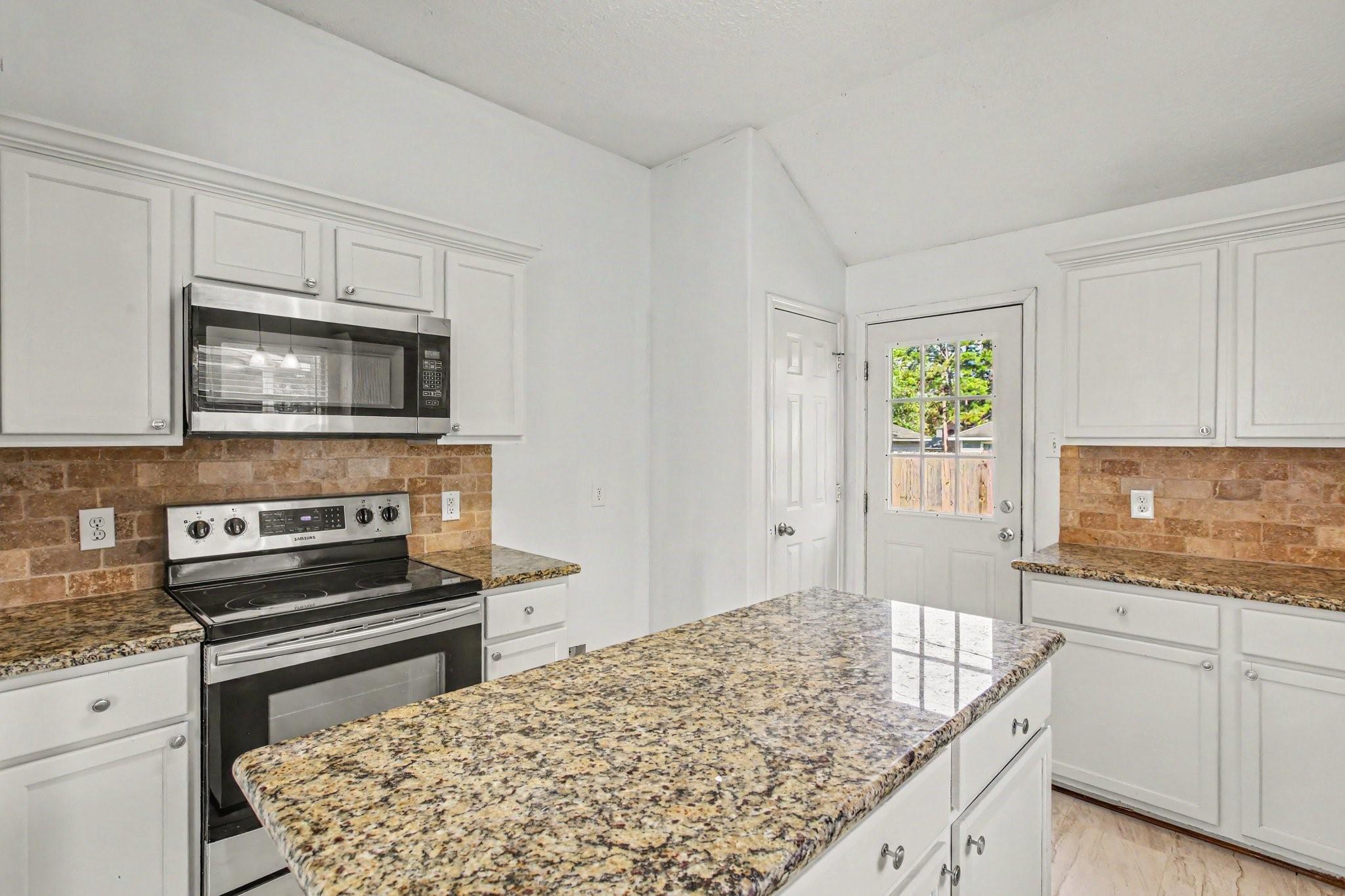 14021 Buckskin Drive