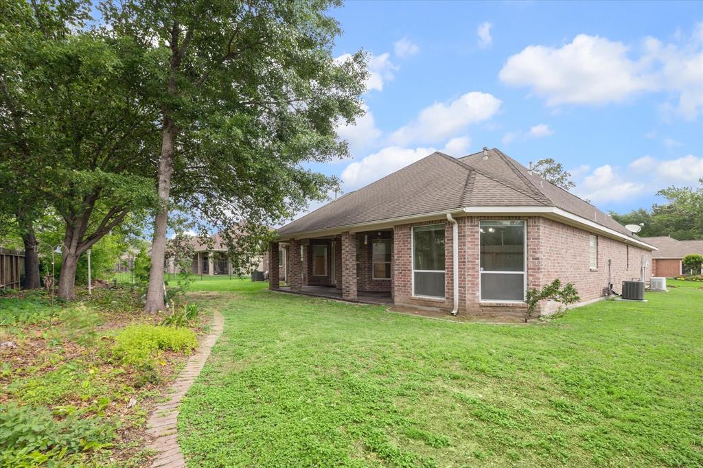 13903 Barrington Fairway