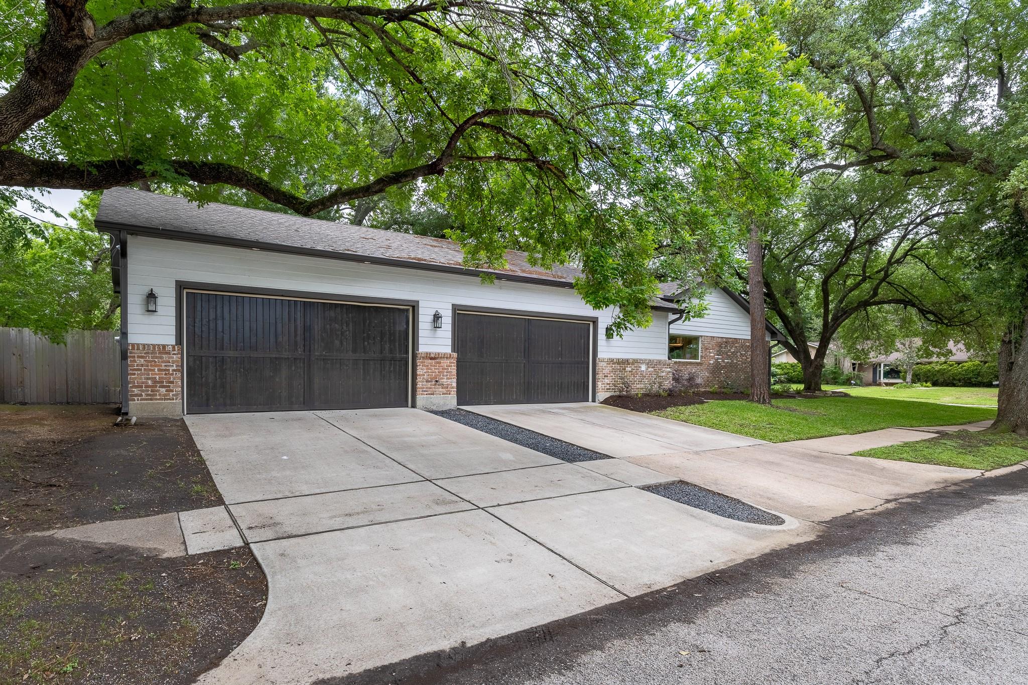5230 Redstart Street