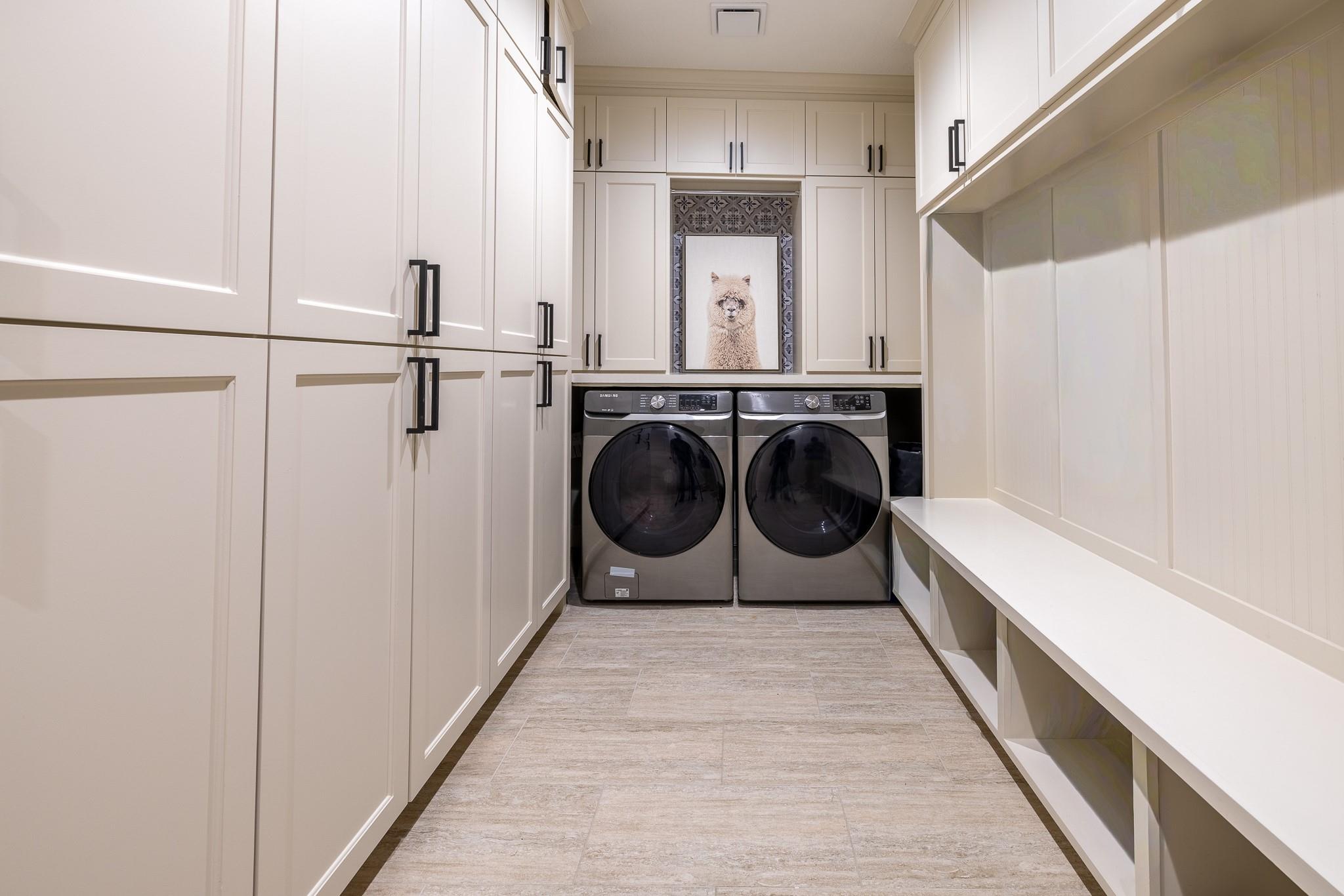 5230 Redstart Street