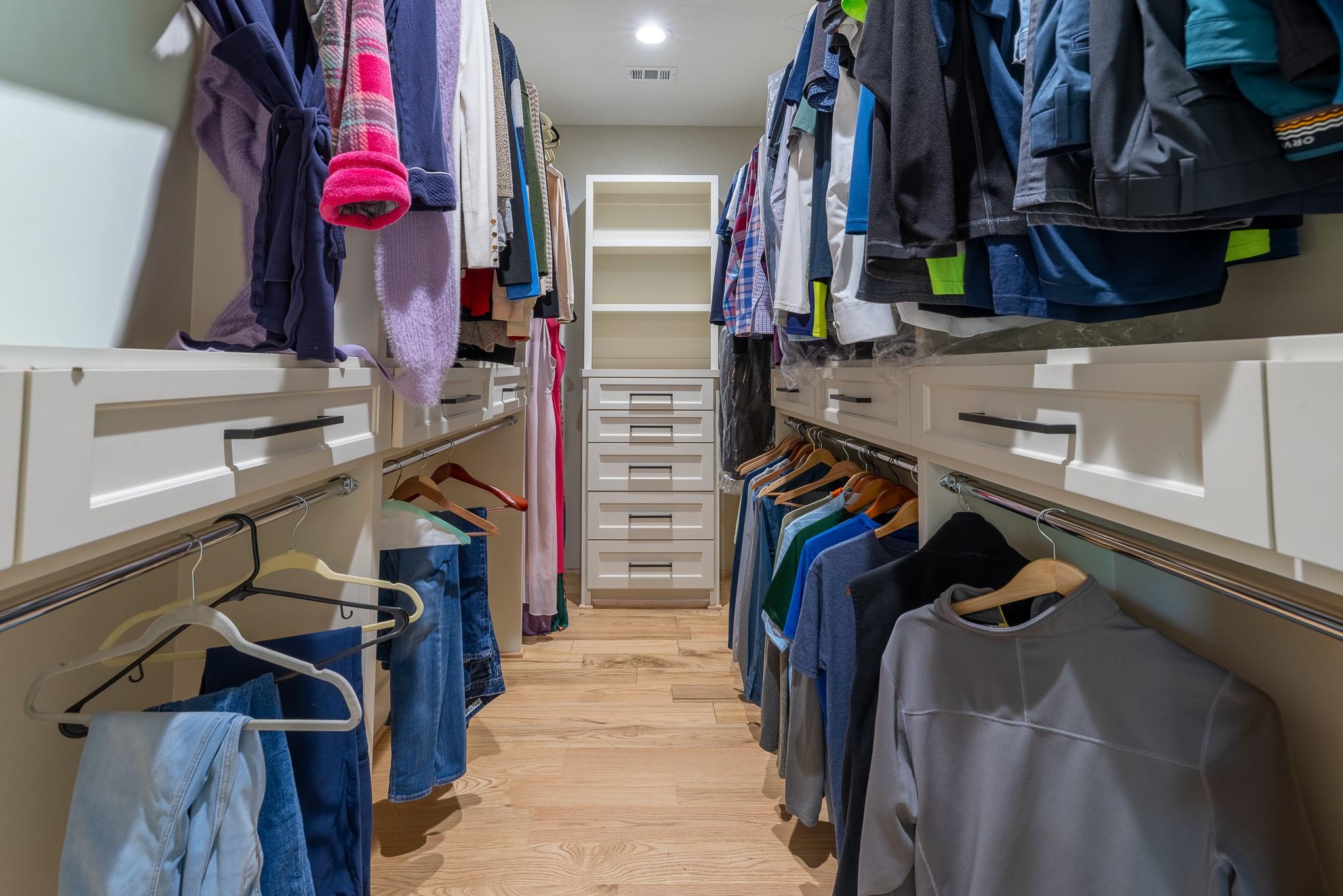 5230 Redstart Street