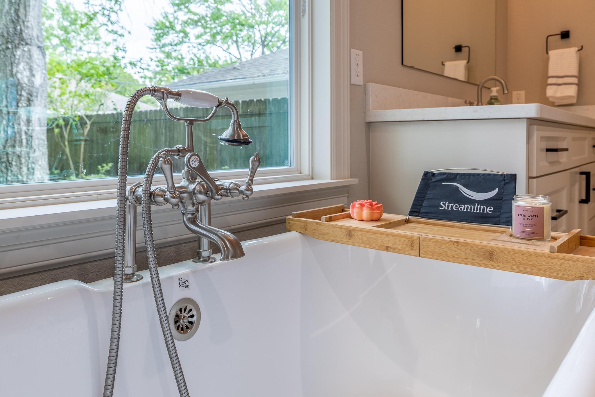 5230 Redstart Street