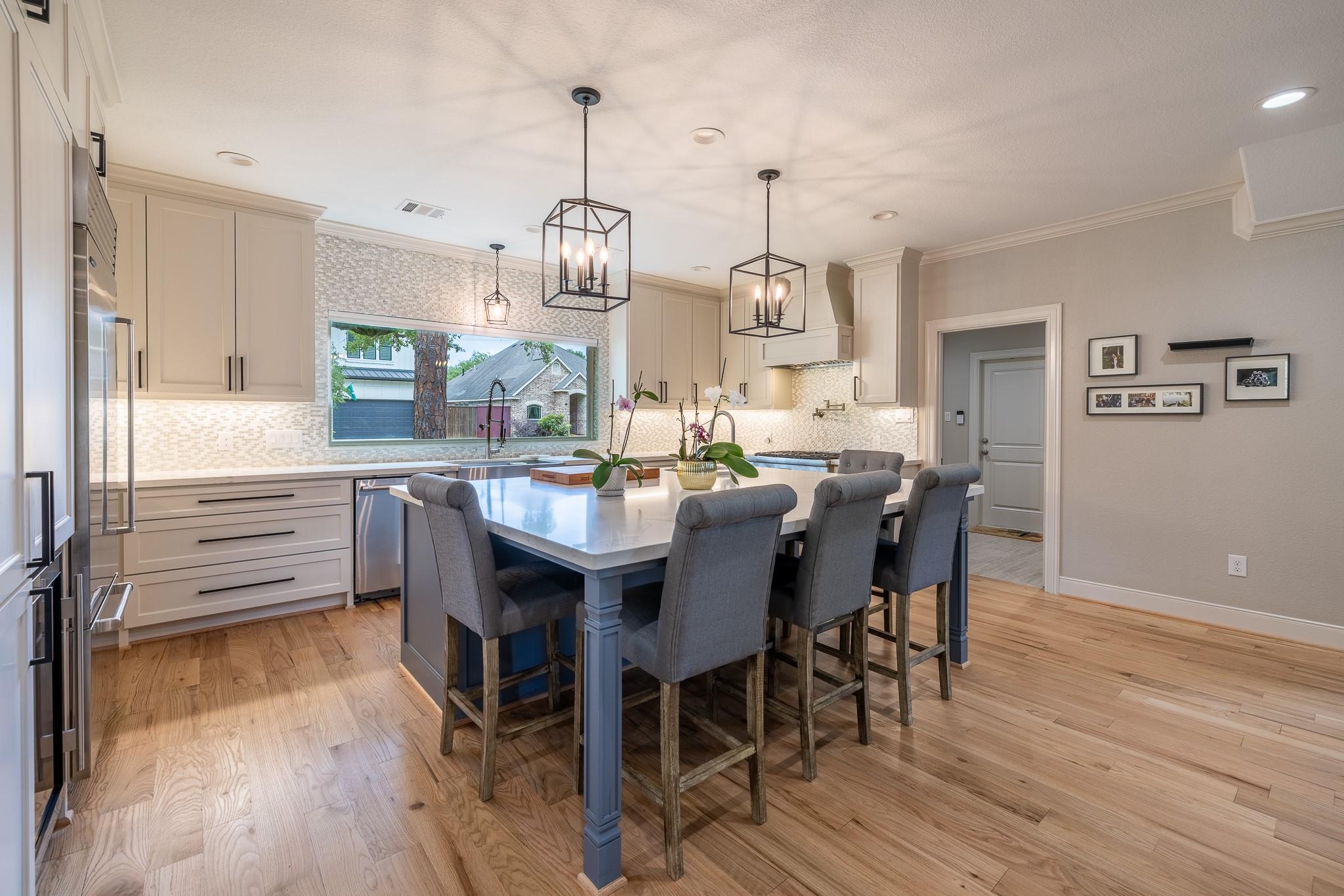 5230 Redstart Street