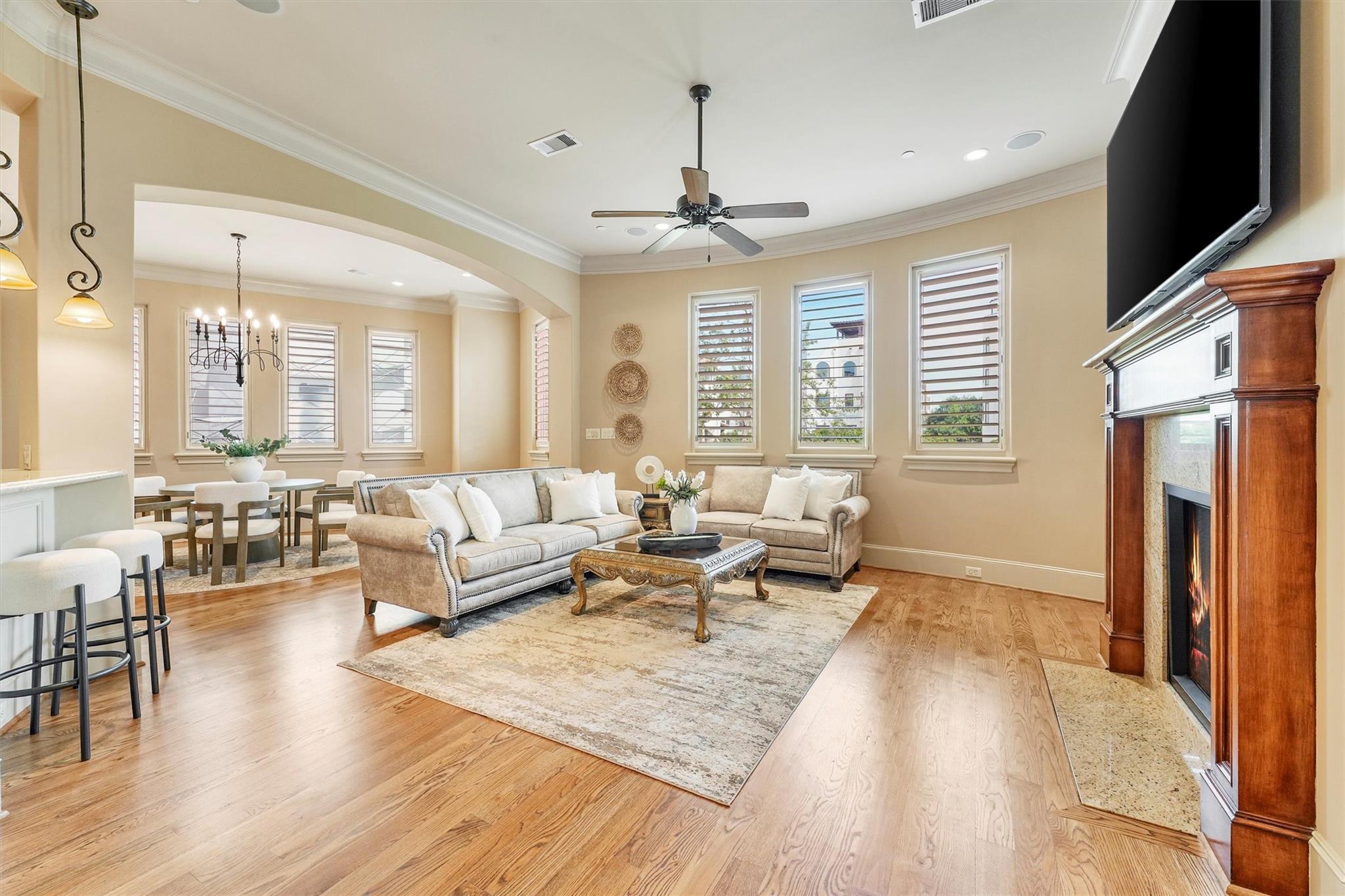 303 Calle Sevilla Place