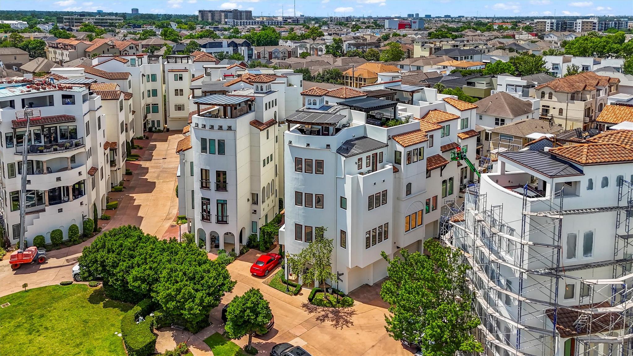 303 Calle Sevilla Place