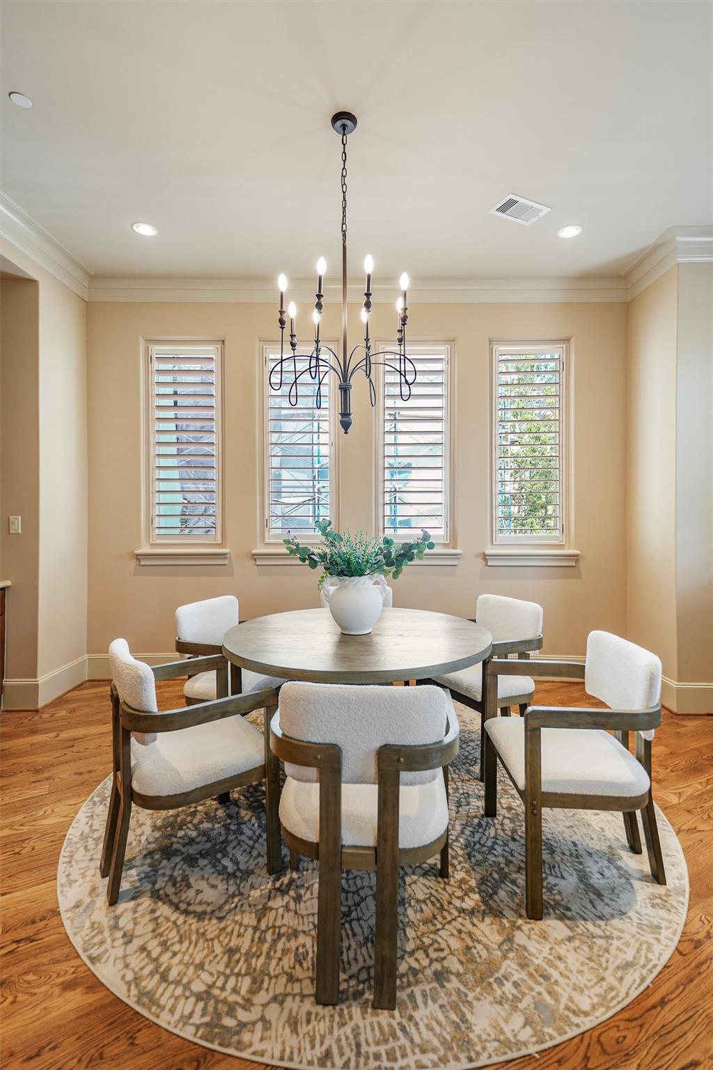 303 Calle Sevilla Place