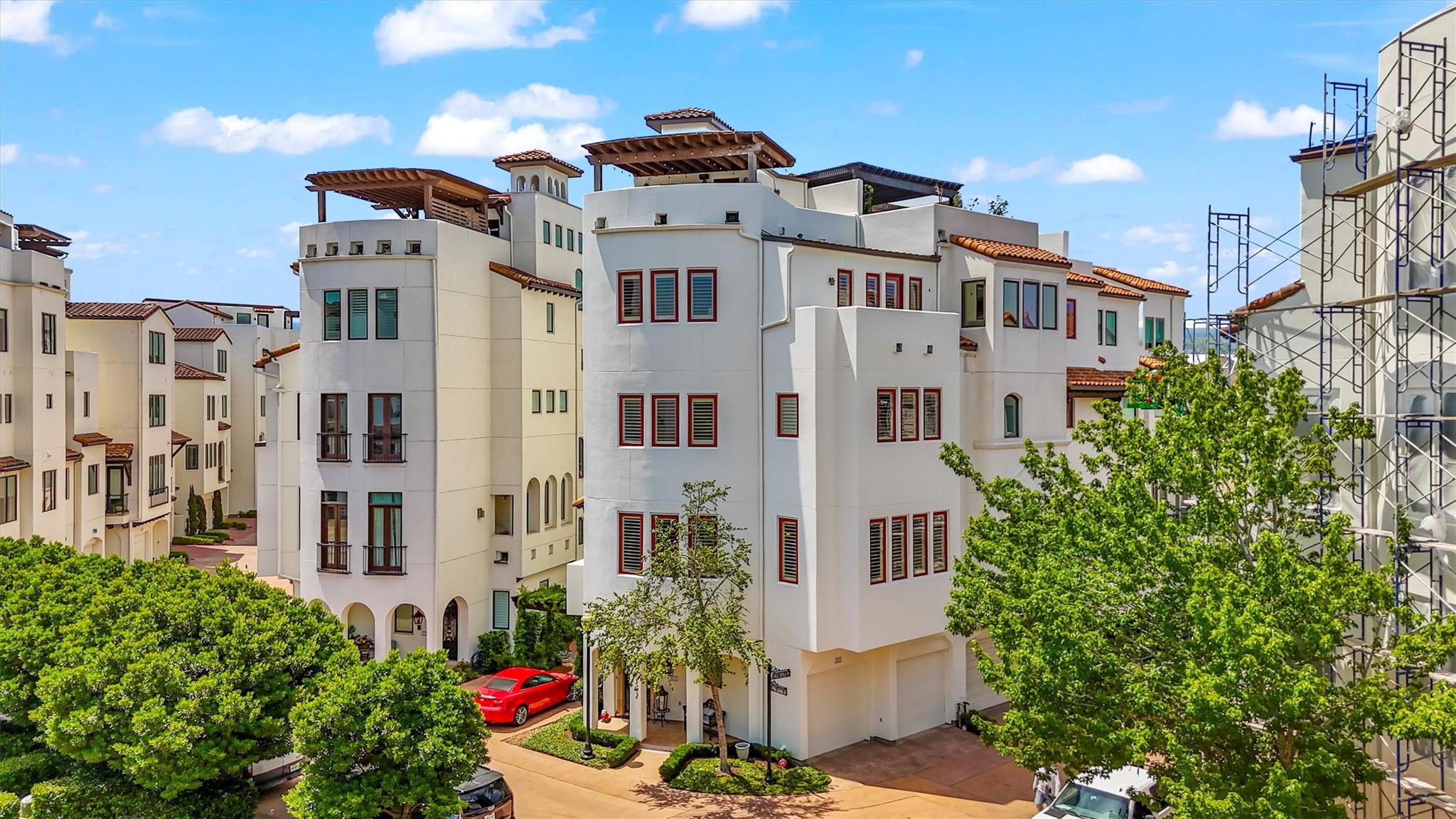 303 Calle Sevilla Place