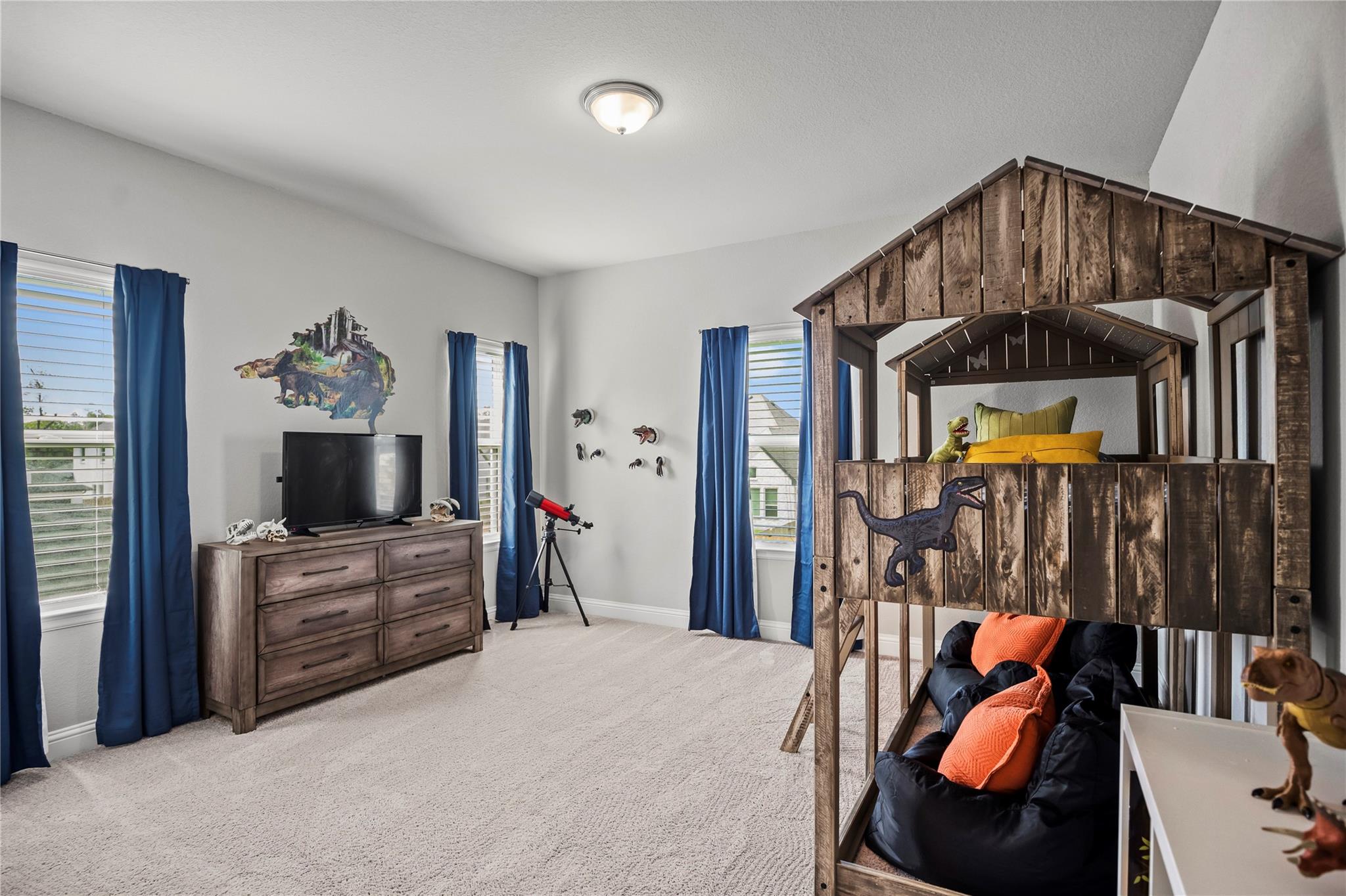 10026 Golden Woods Drive