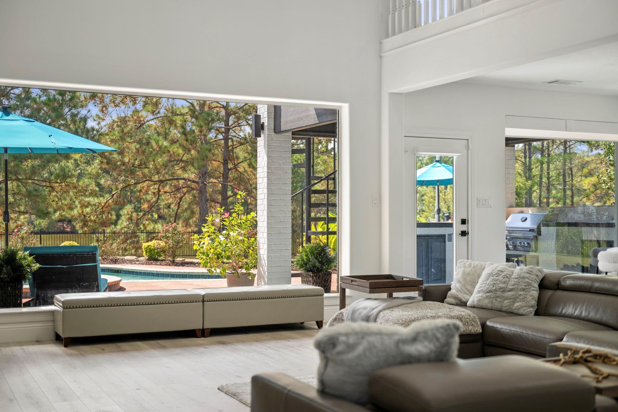 9822 Crestwater Circle