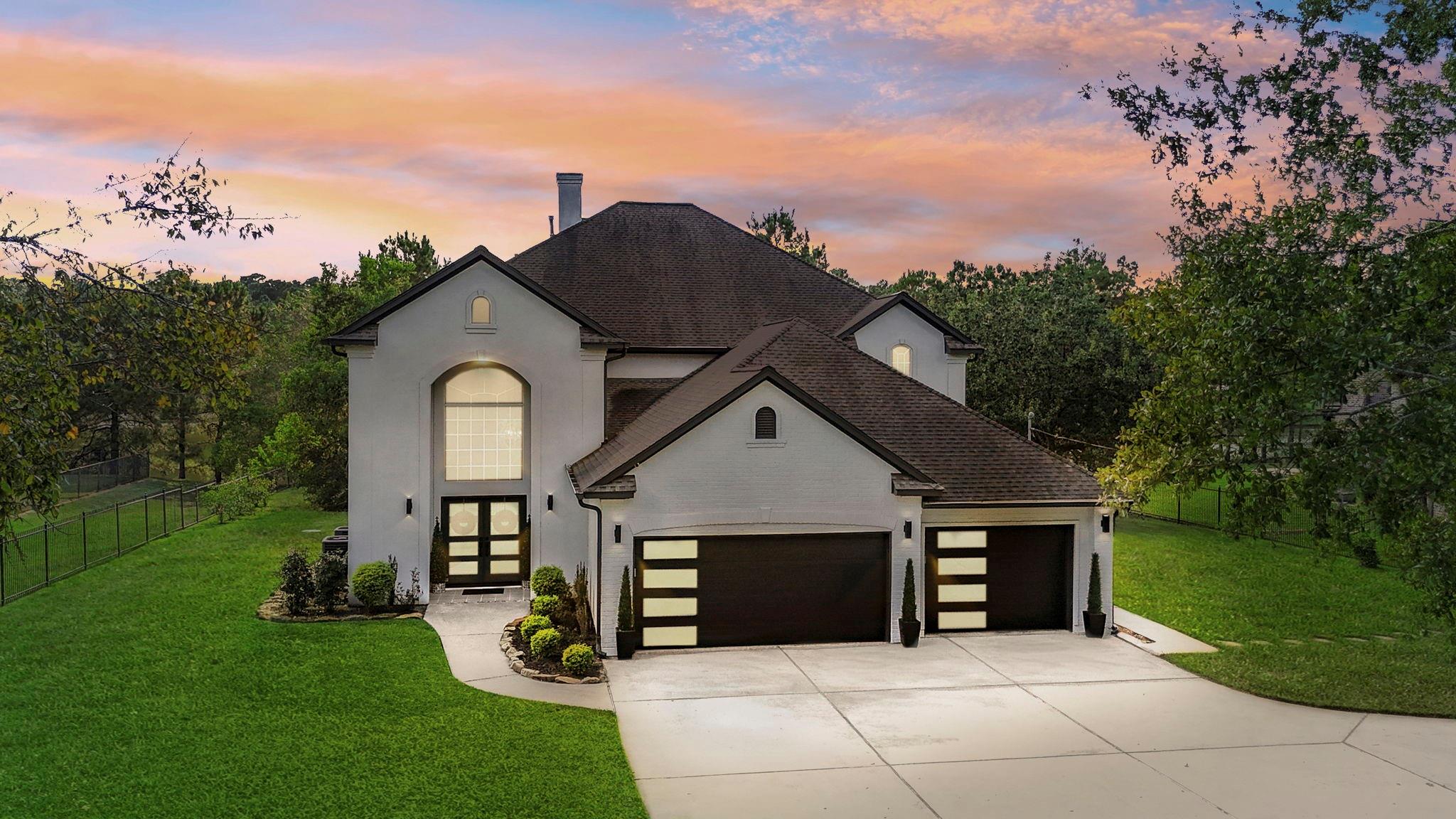 9822 Crestwater Circle