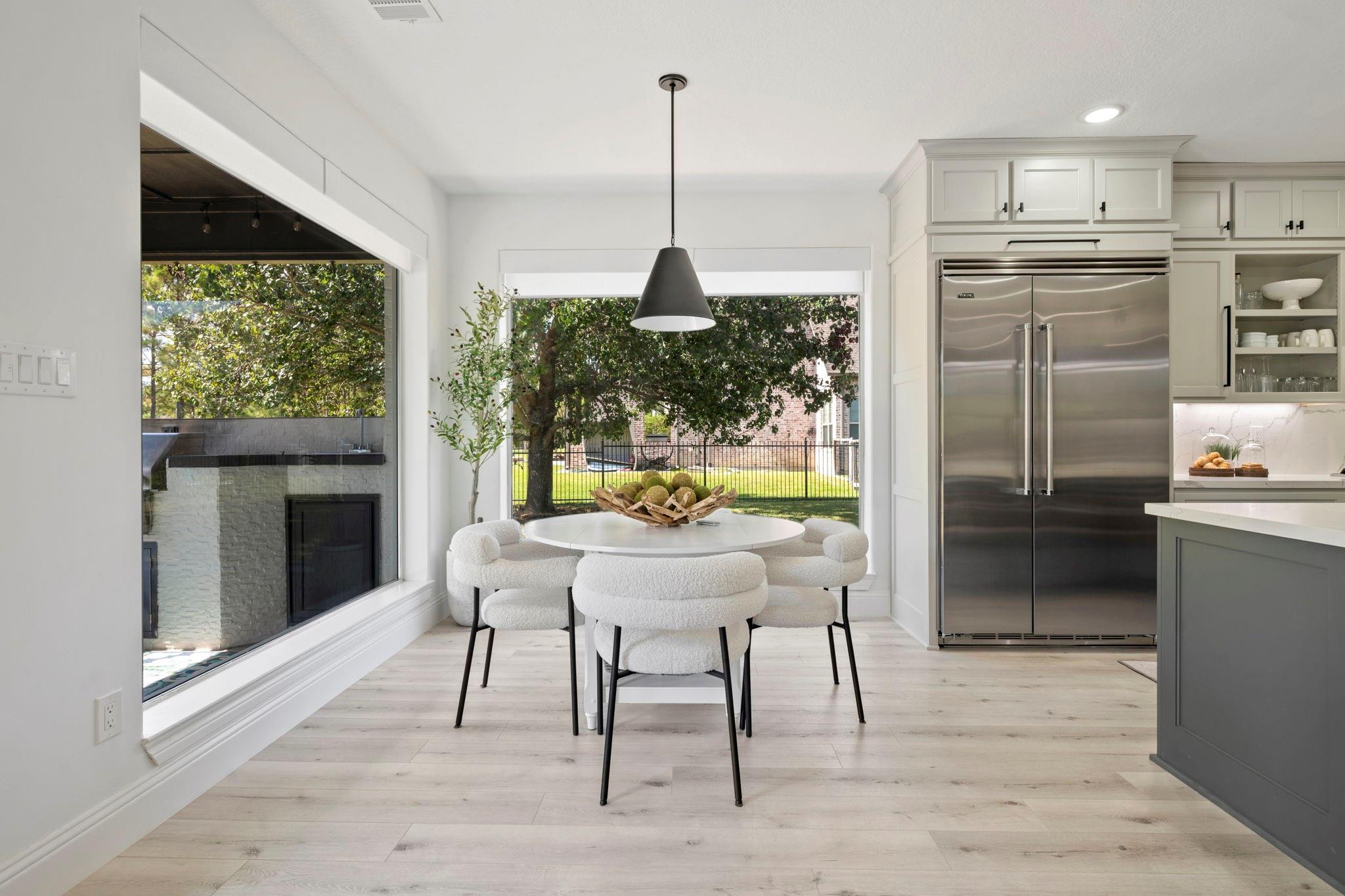 9822 Crestwater Circle