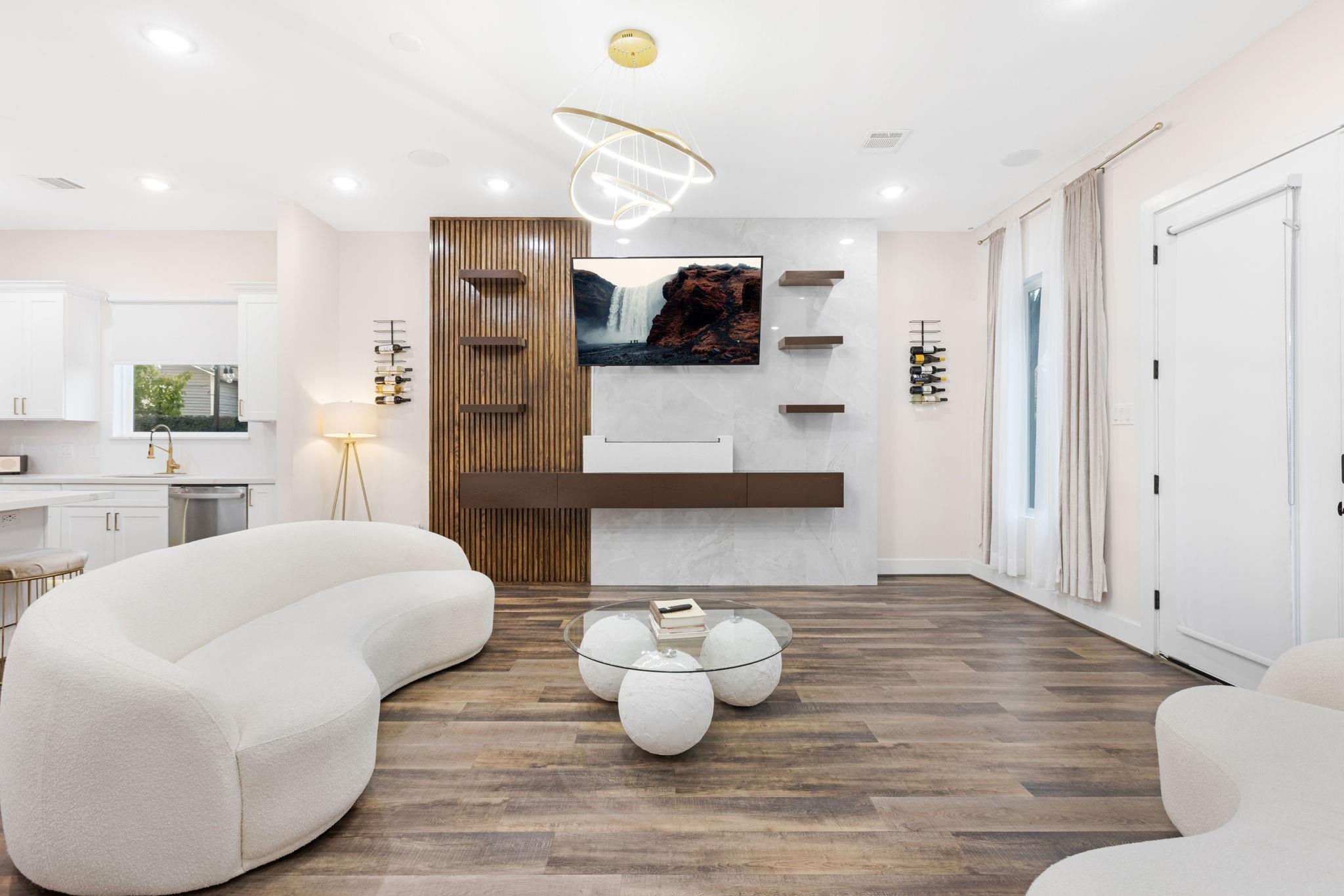 907 Pollard Street # B