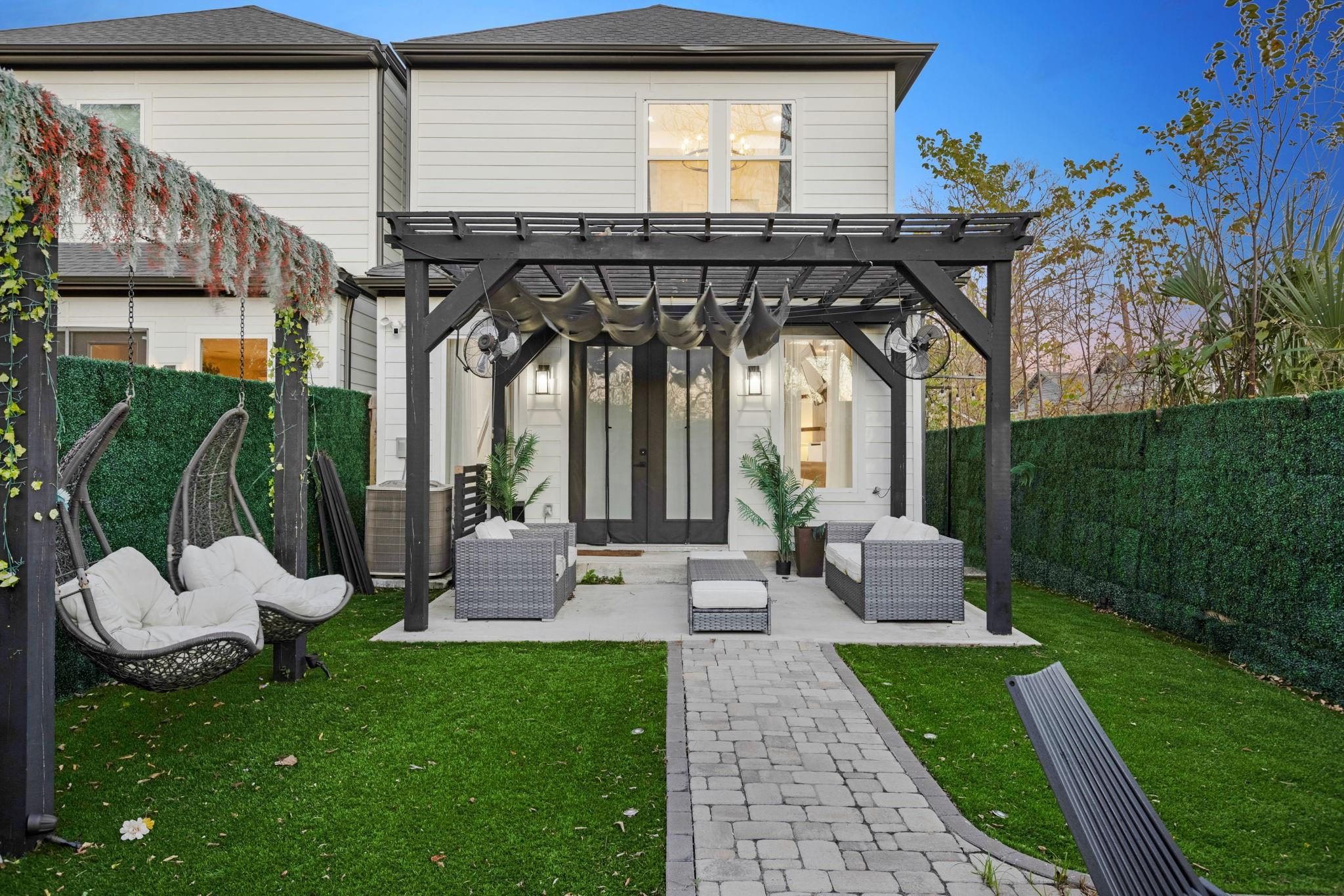 907 Pollard Street # B