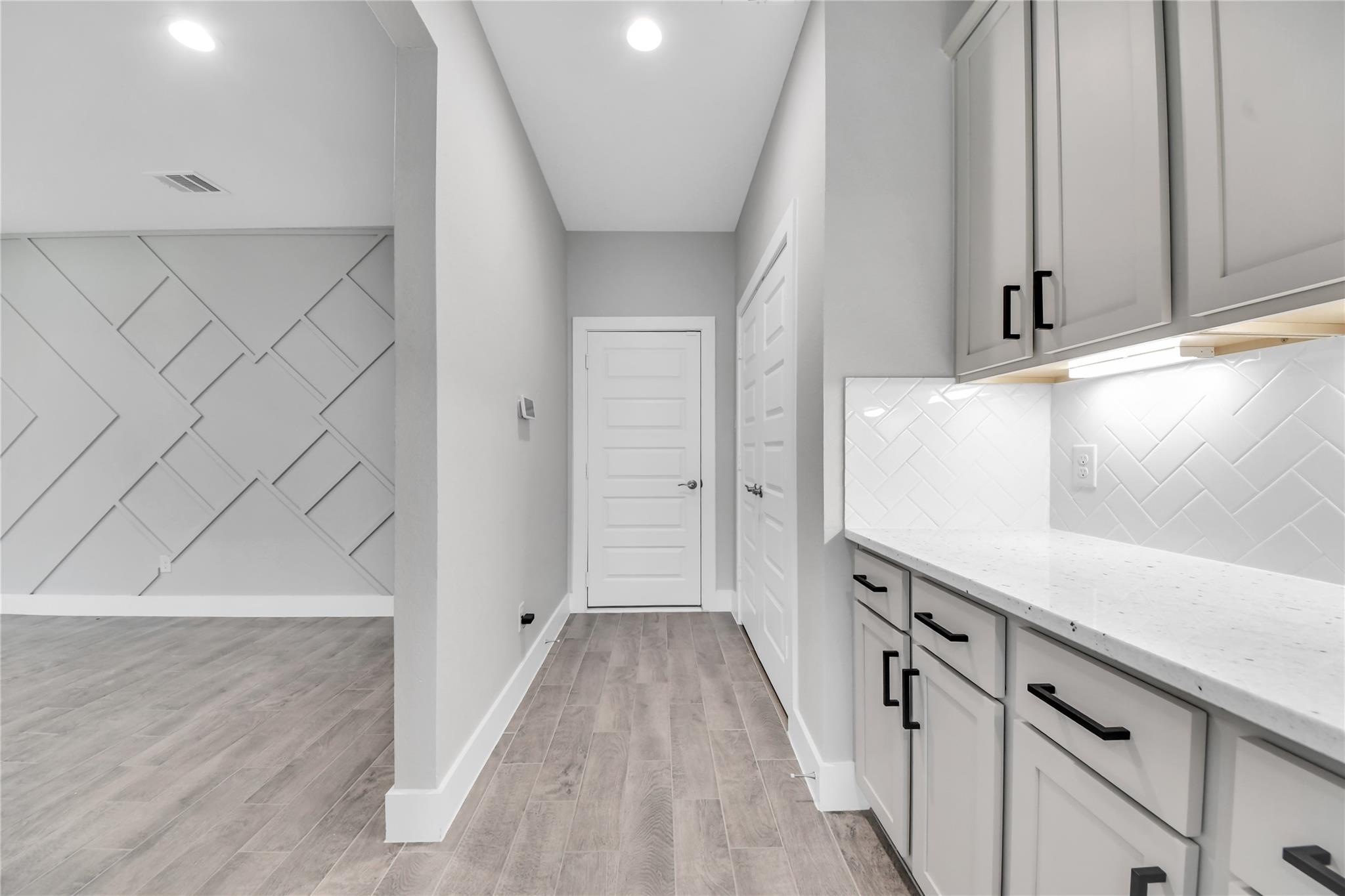 23619 Iris Field Court
