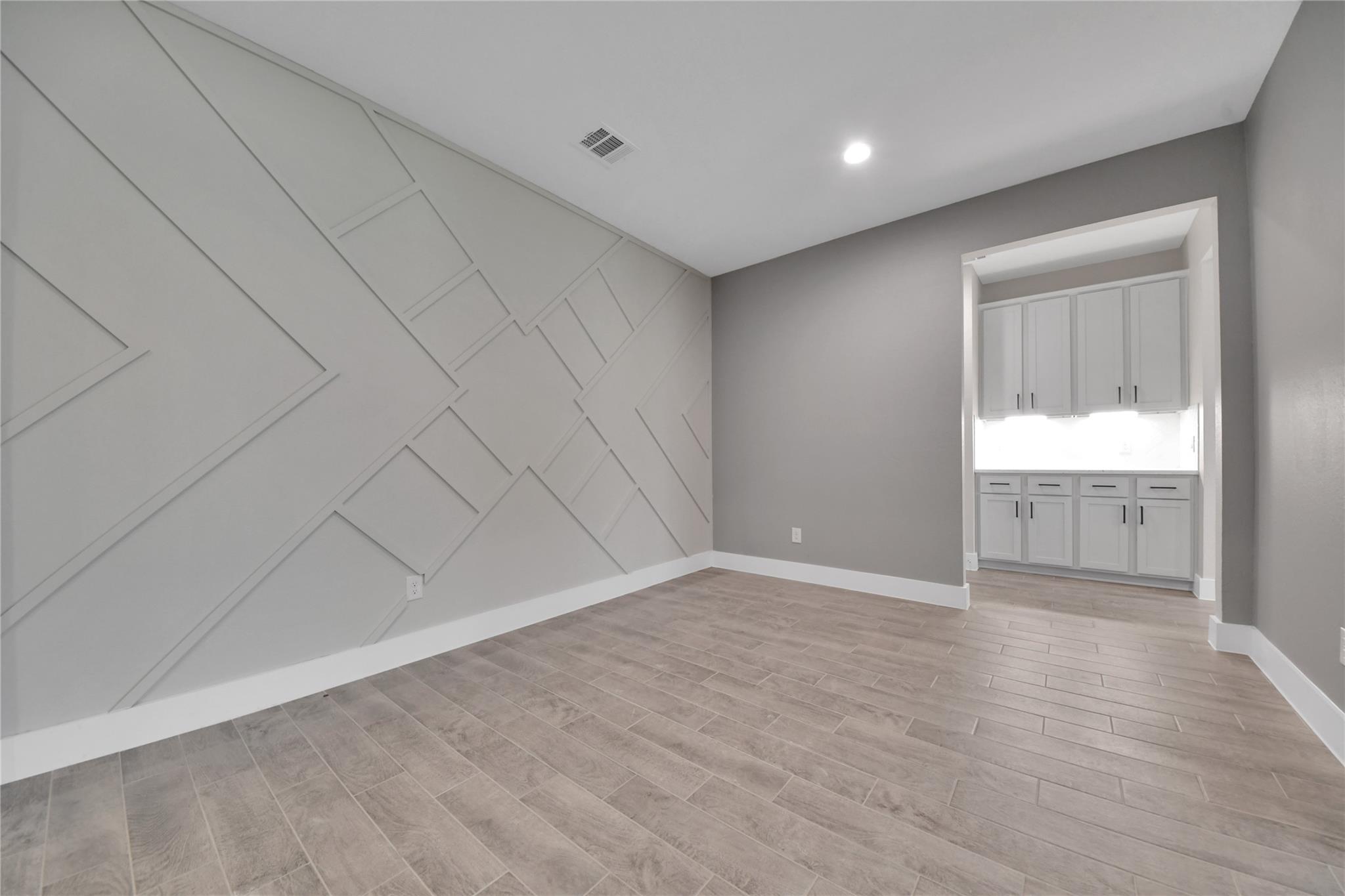 23619 Iris Field Court