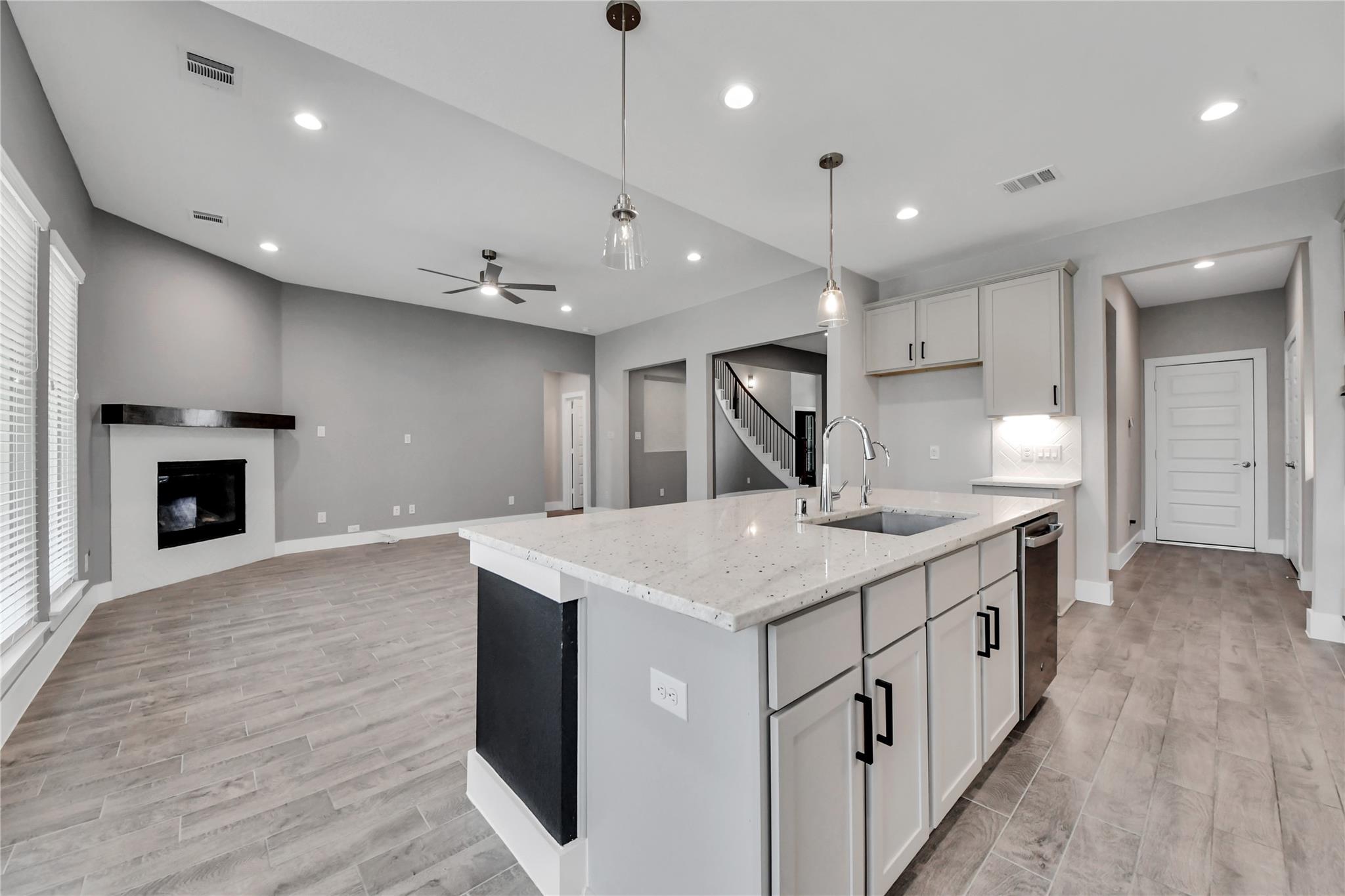 23619 Iris Field Court
