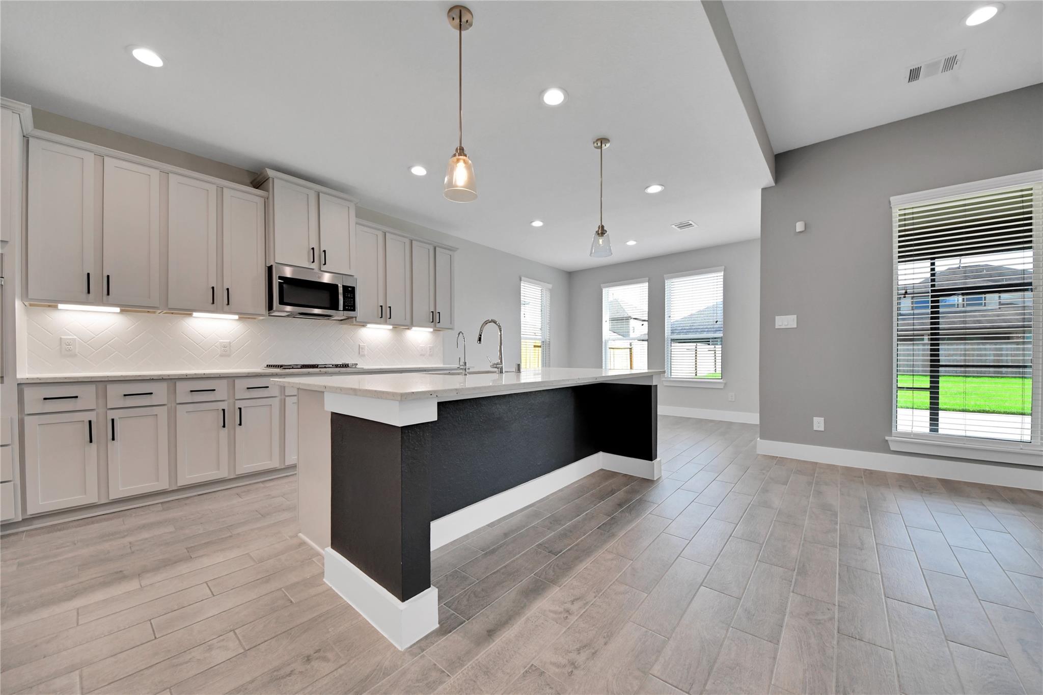 23619 Iris Field Court