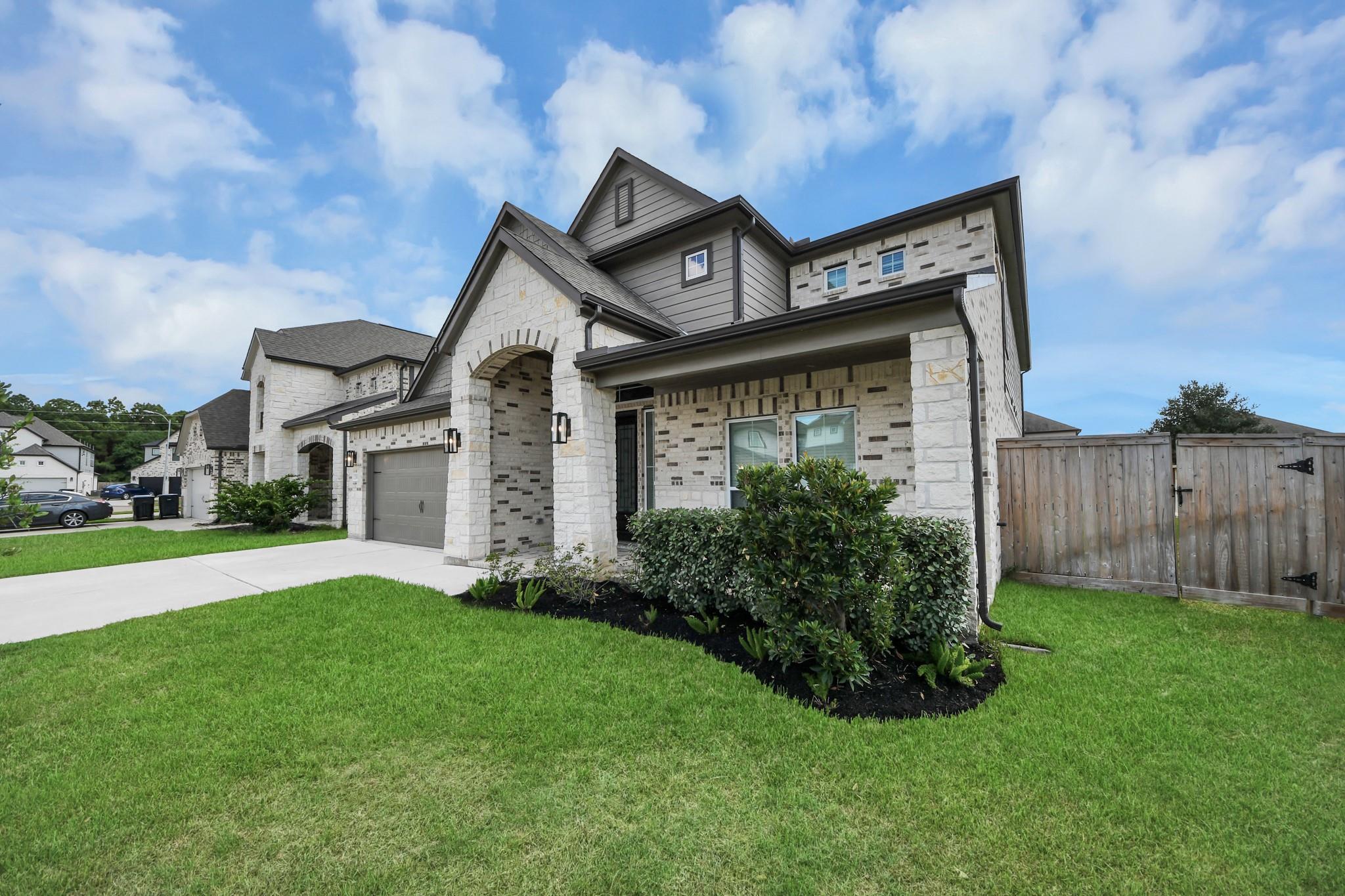 23619 Iris Field Court