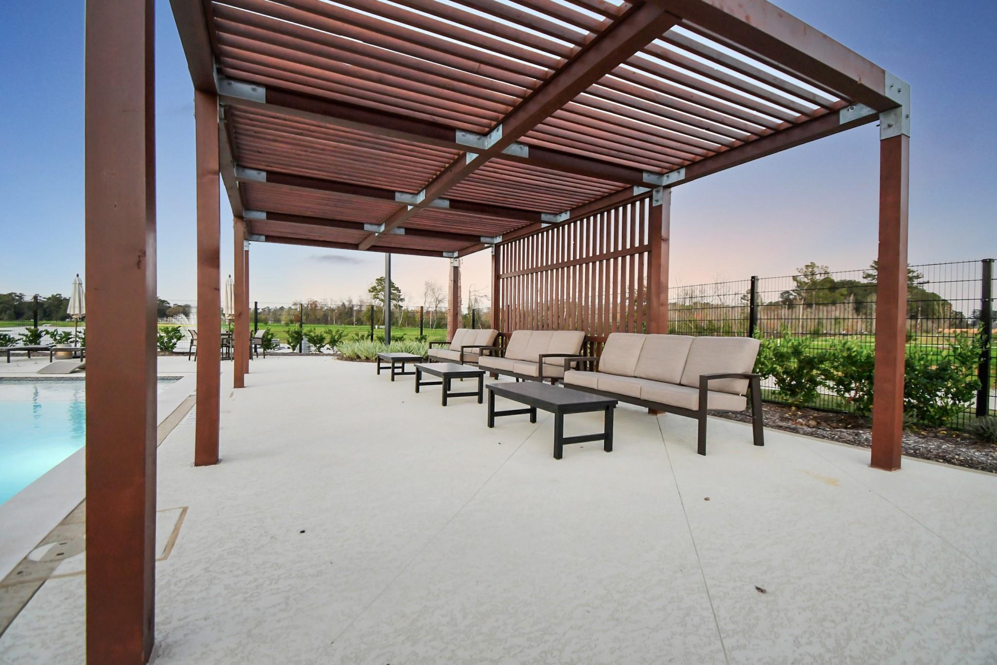 21406 Iberian Magpie Trail